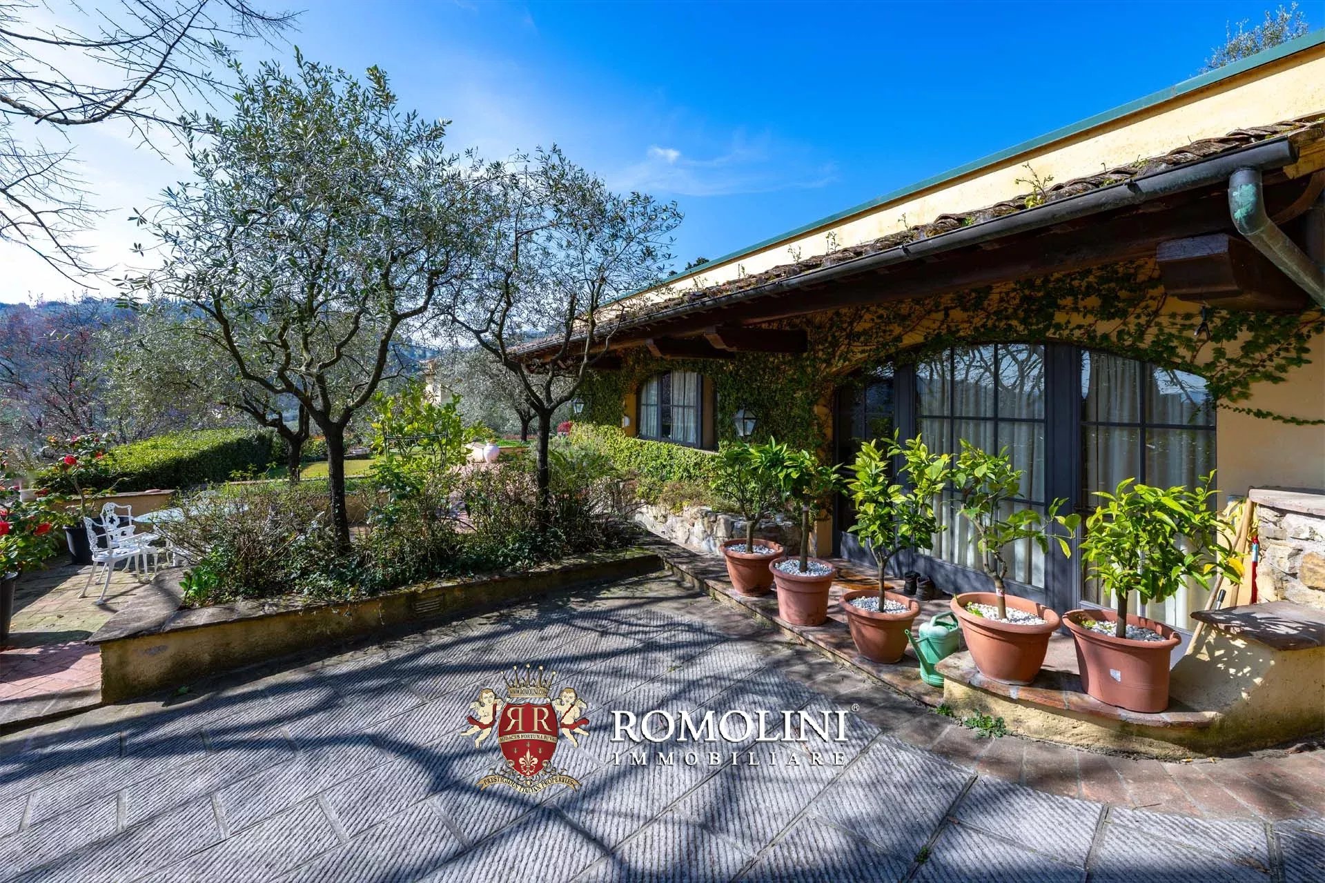10 Bedroom Villa/Townhouse's Image 92