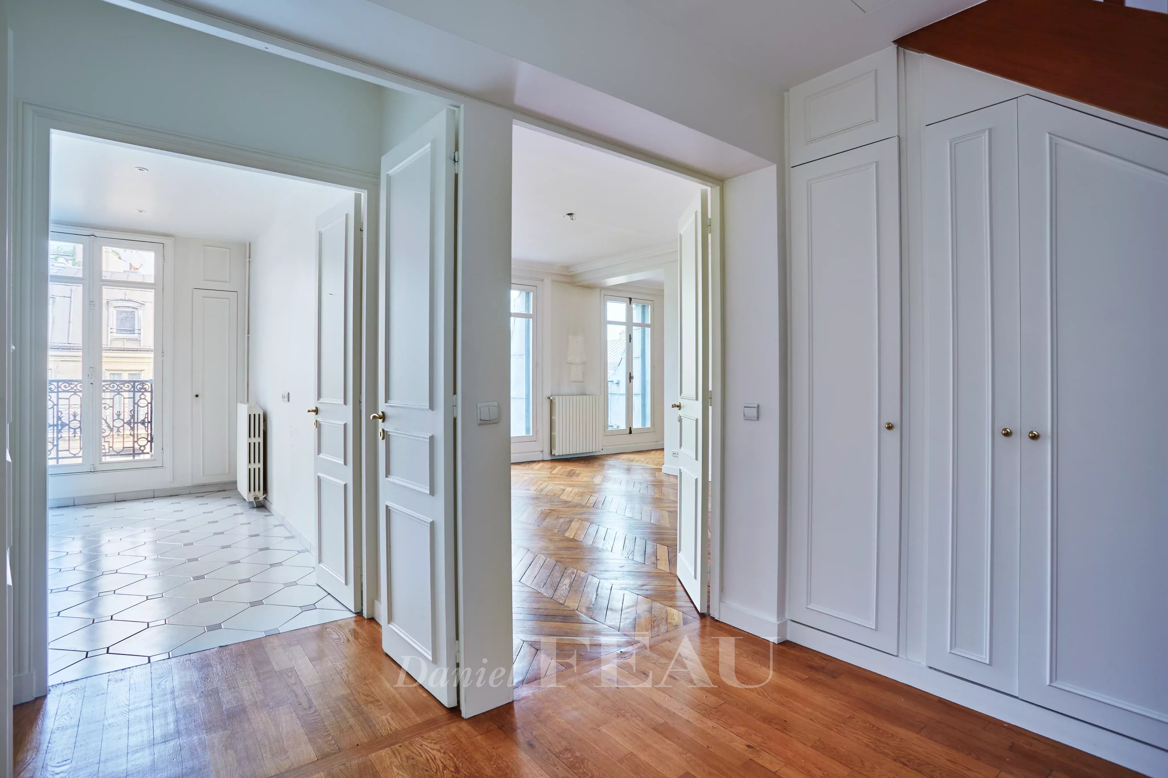 Rental Apartment Paris 8th