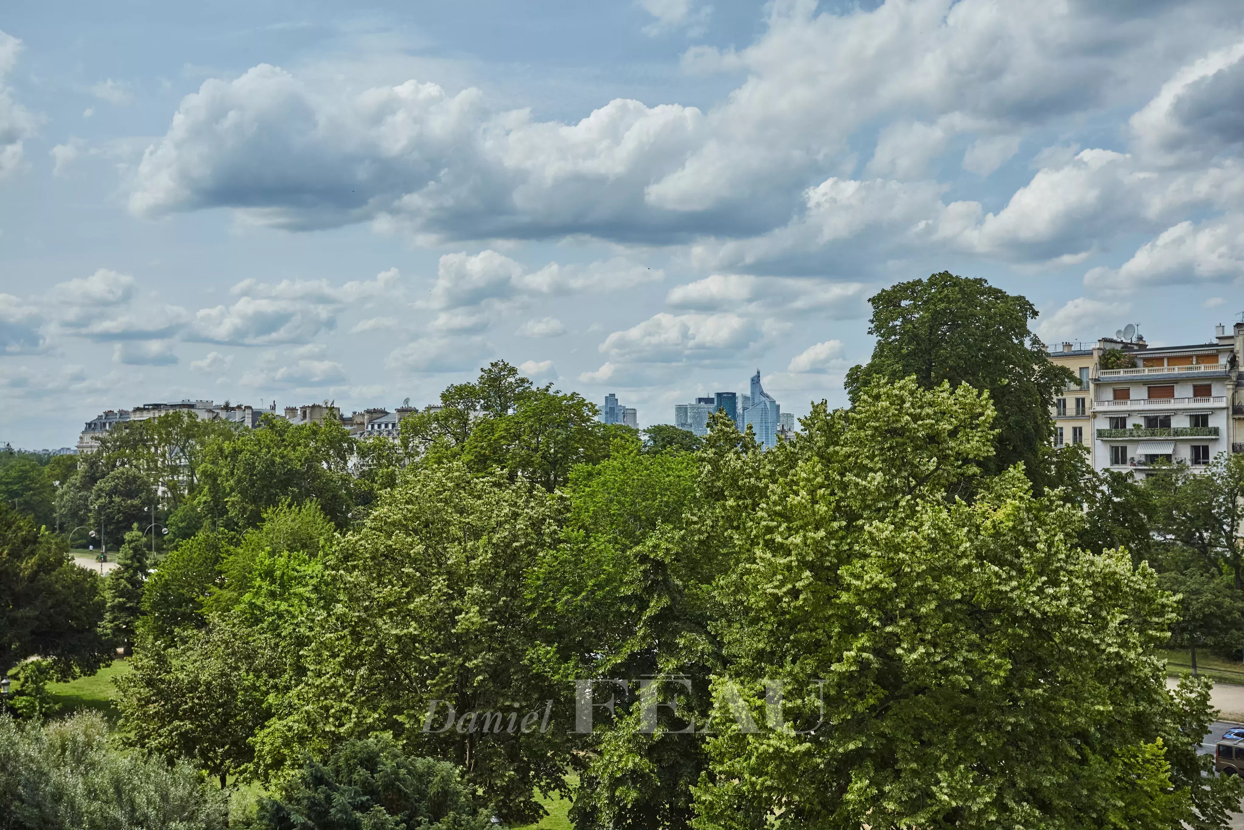 Sale Apartment Paris 16th