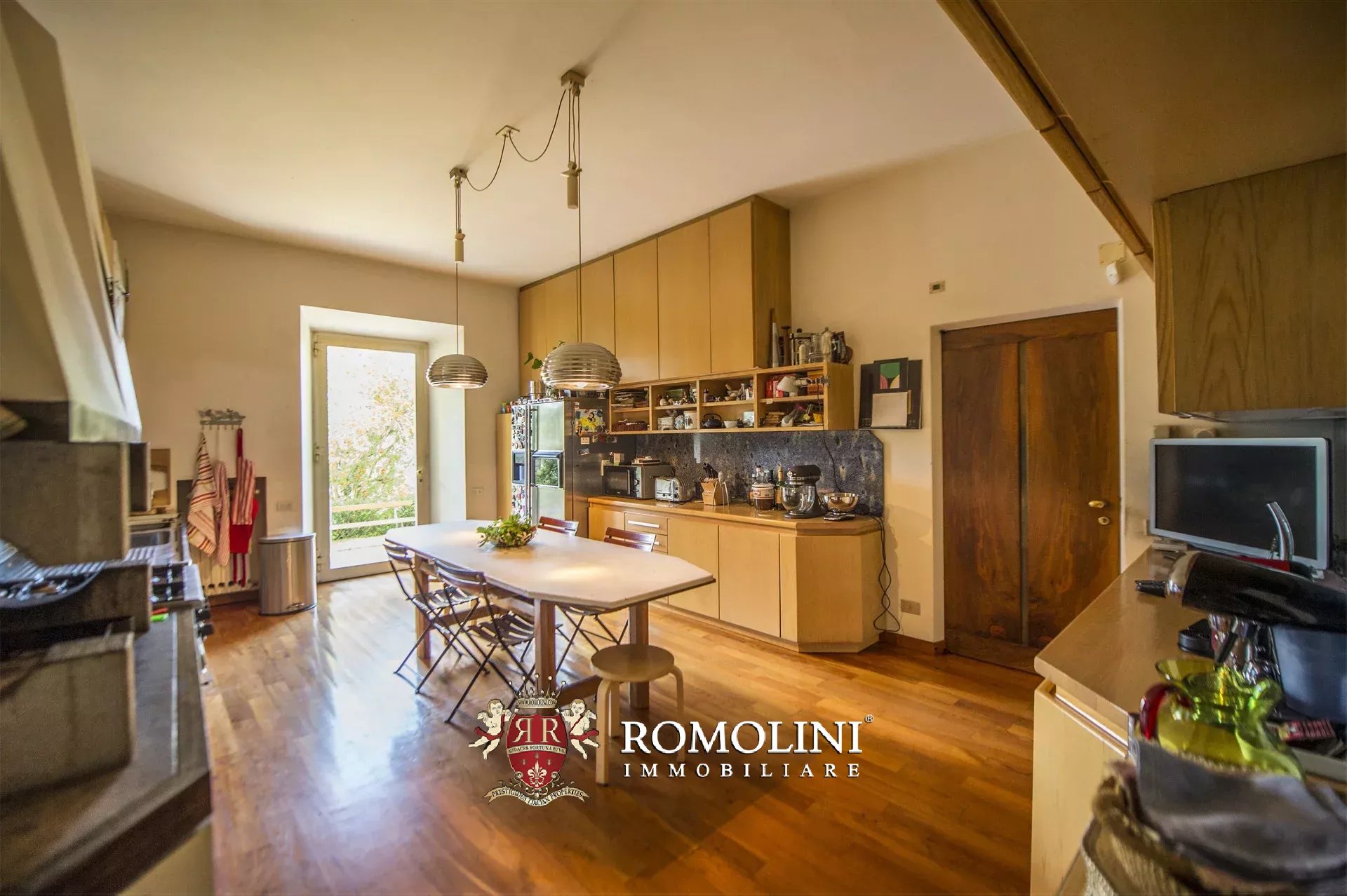10 Bedroom Villa/Townhouse's Image 49
