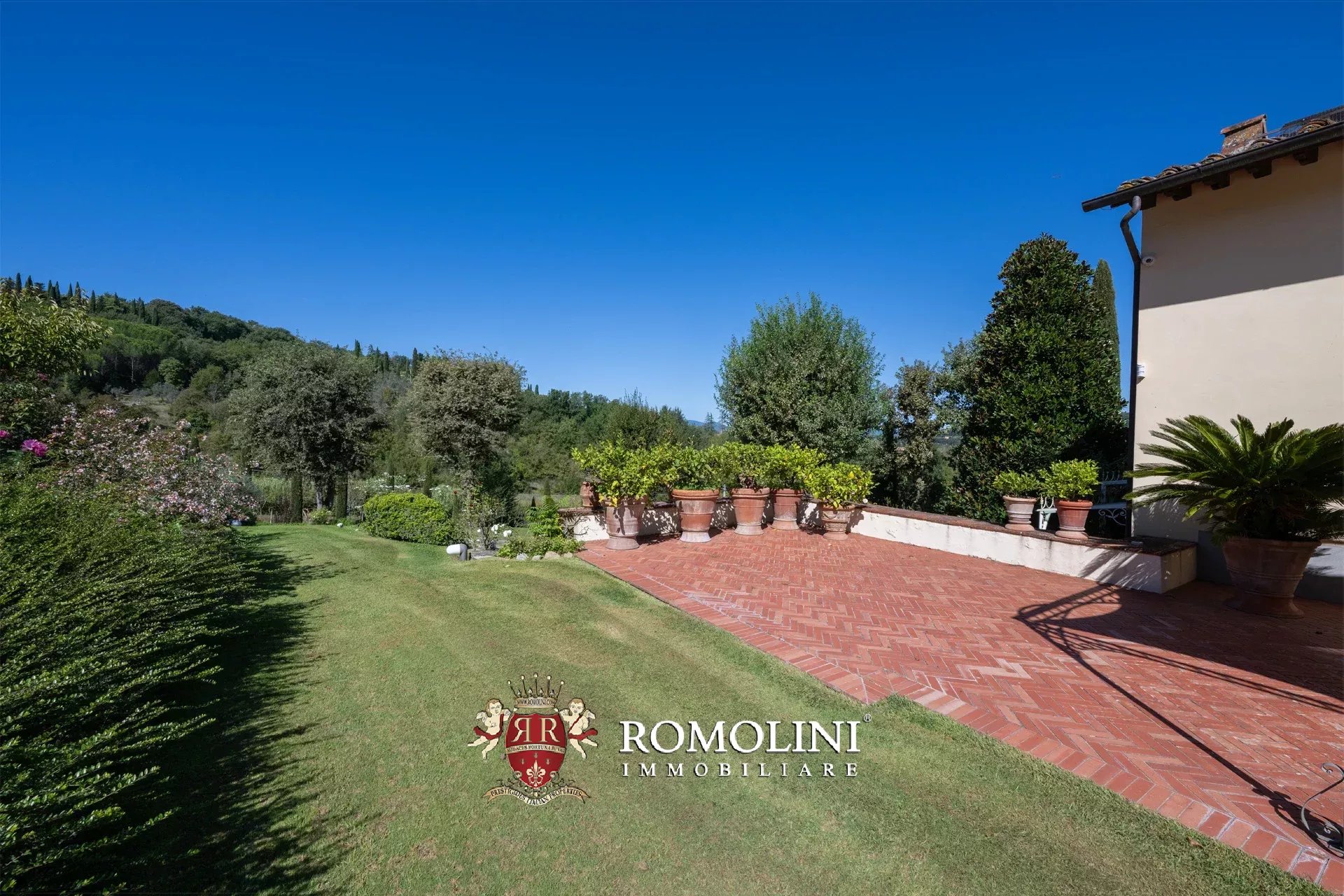 4 Bedroom Villa/Townhouse's Image 17