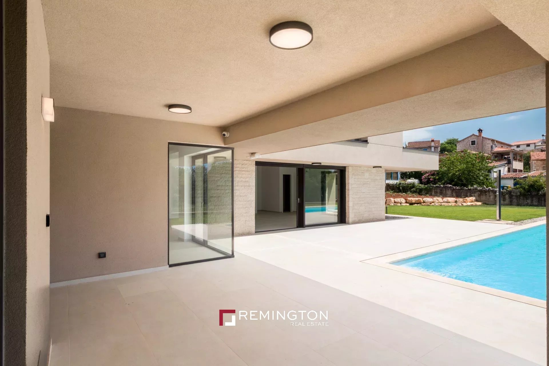 4 Bedroom Villa/Townhouse's Image 12