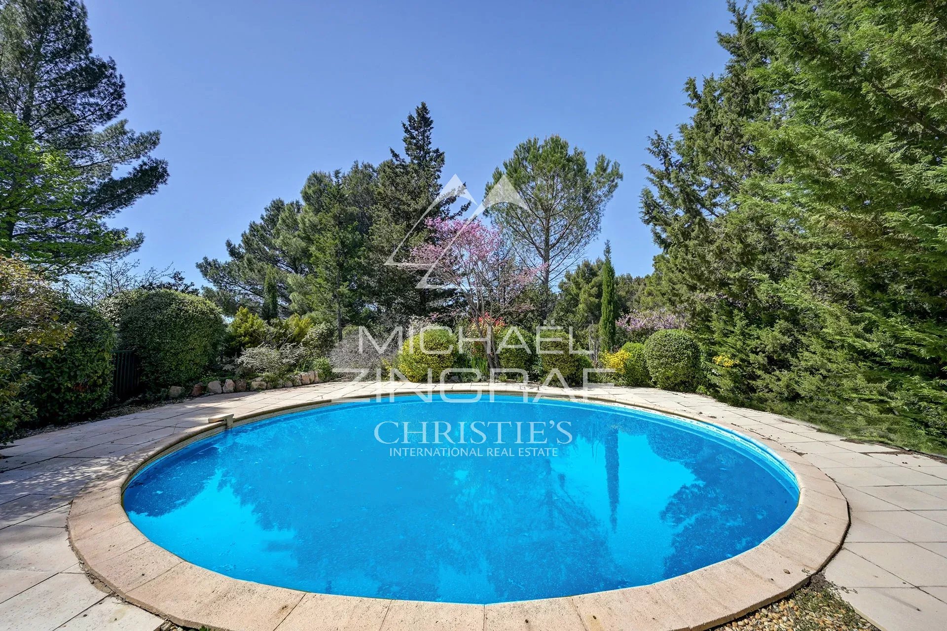 4 Bedroom Villa/Townhouse's Image 23