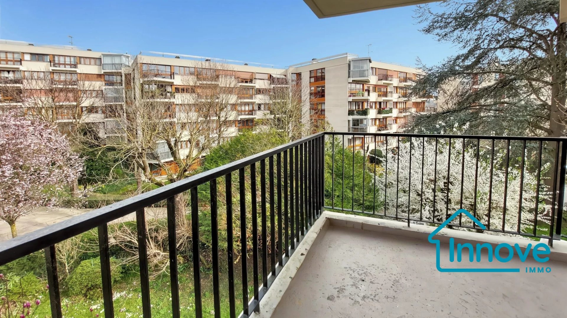 APPARTEMENT 3 PIECES - 65 m² - LE CHESNAY-ROCQUENCOURT