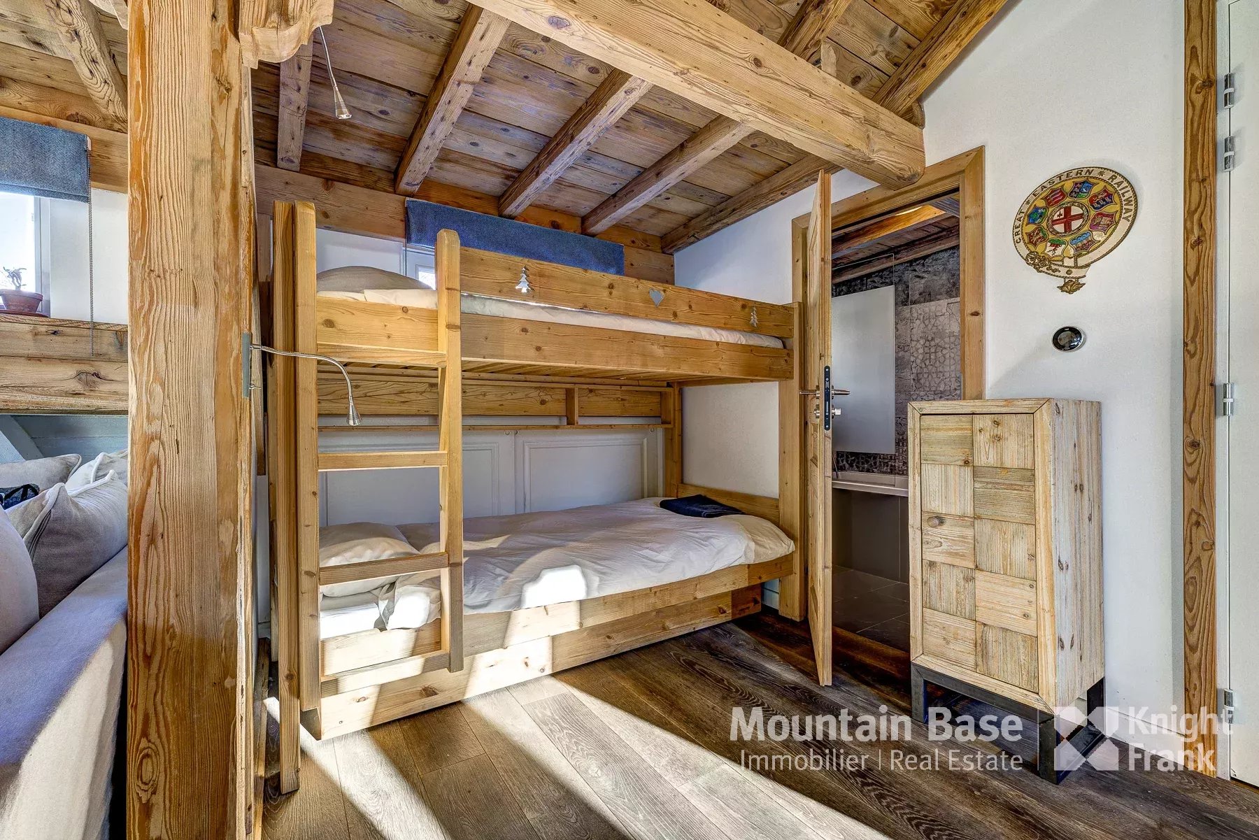 Photo of A beautifully renovated, 6-bedroom house in central Chamonix