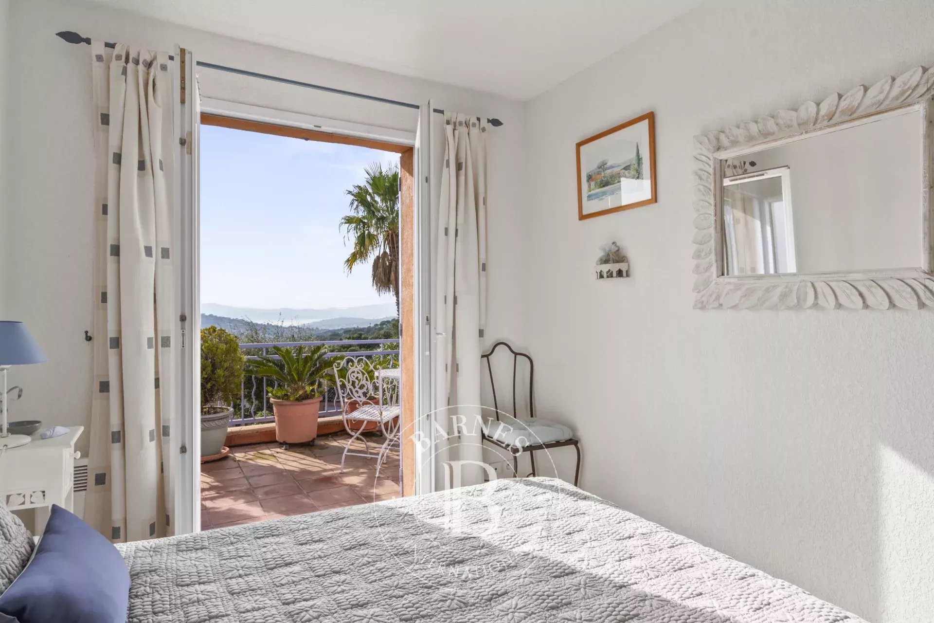 Villa Sainte-Maxime - picture 9