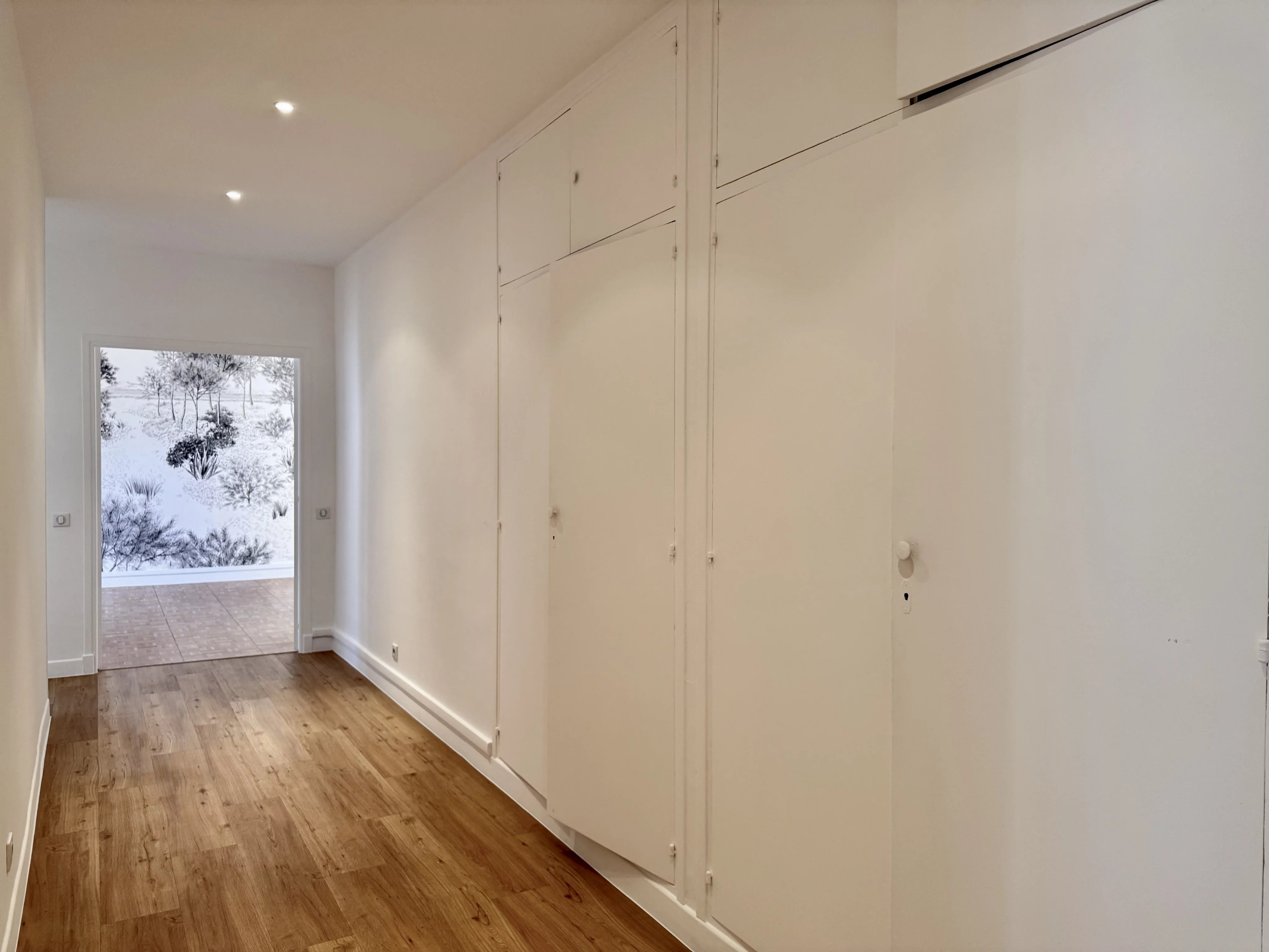 Franzido Palace - 4-Room Appartment for Rent