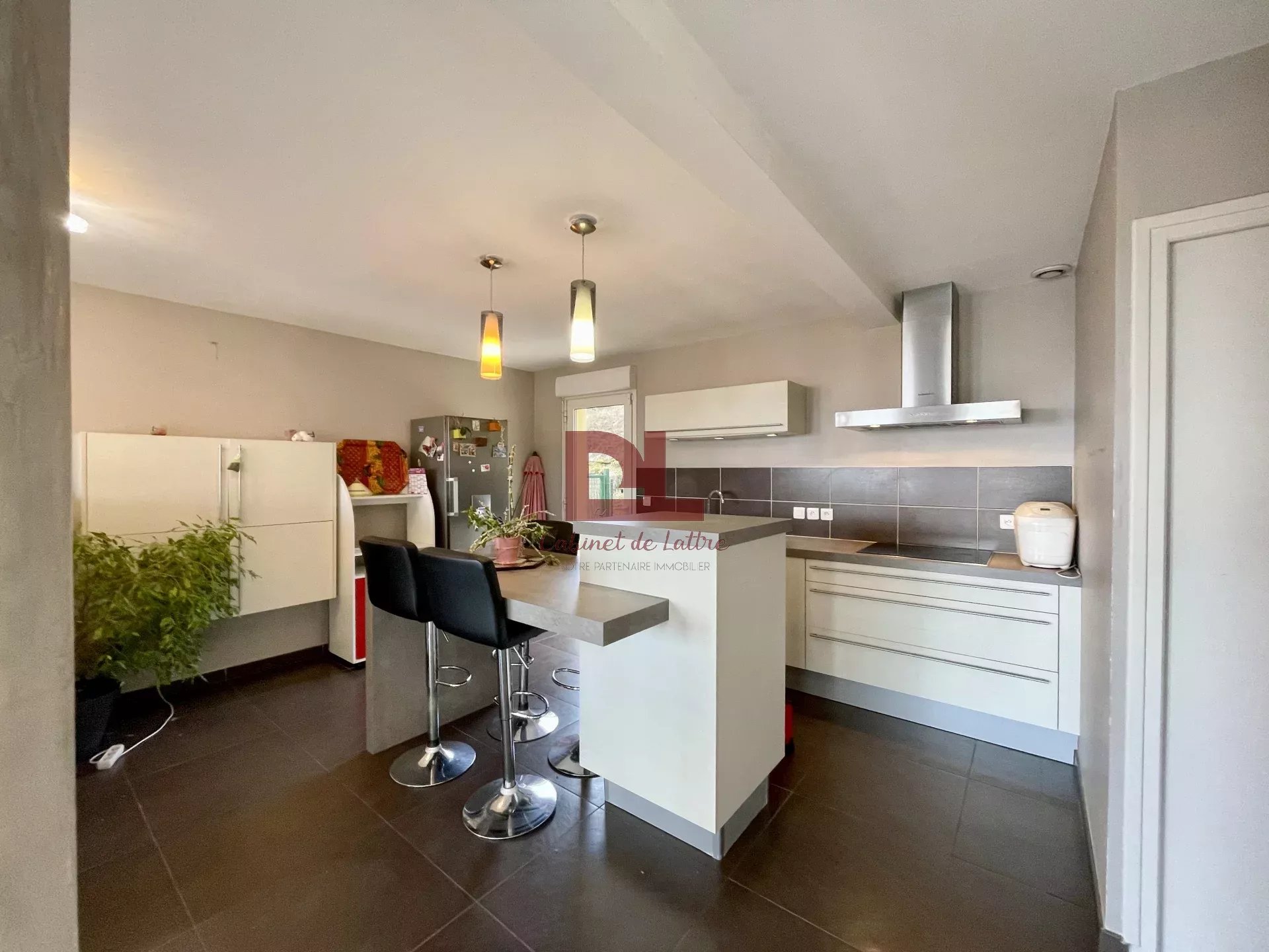 Agence immobilière de 