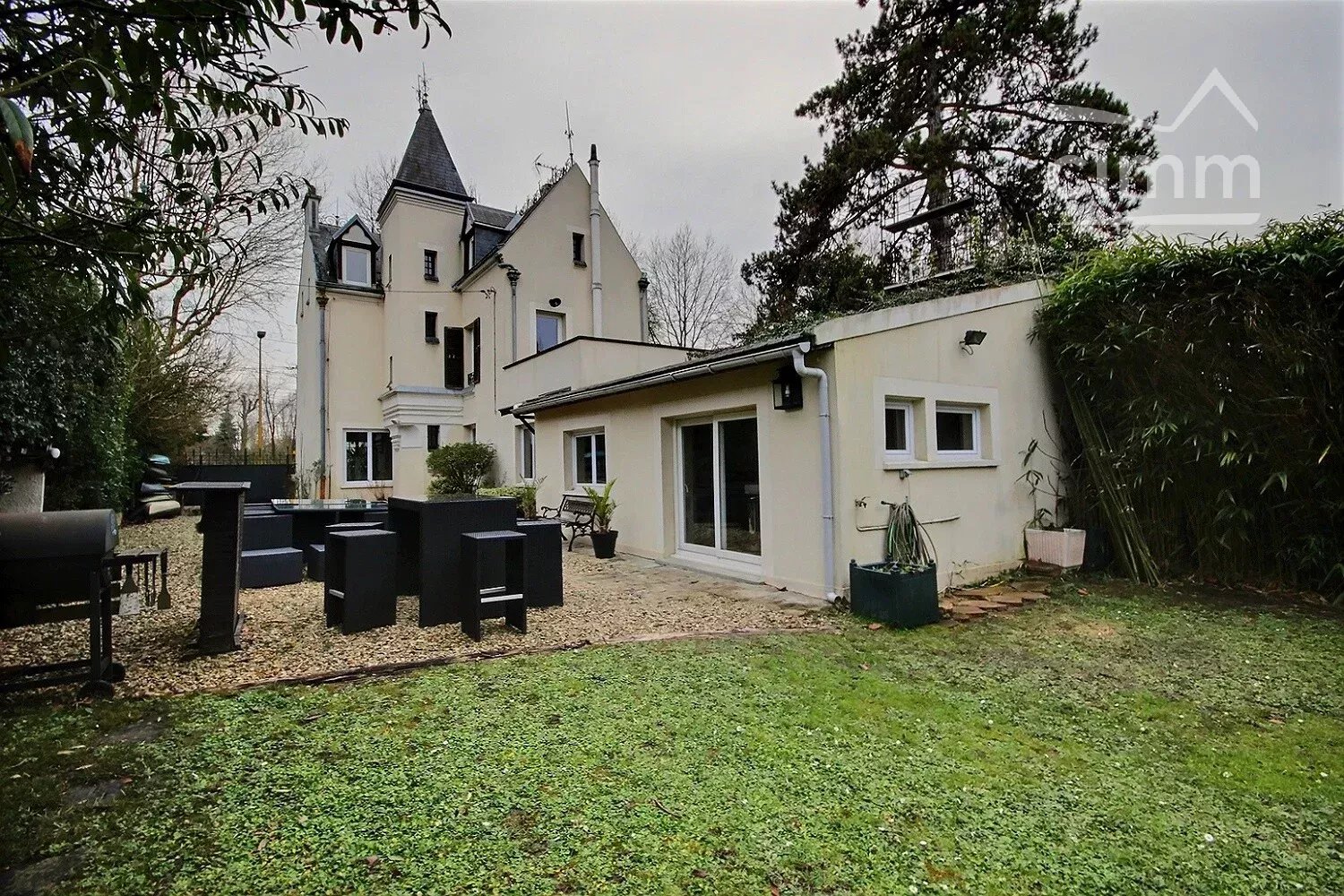 Agence immobilière de 