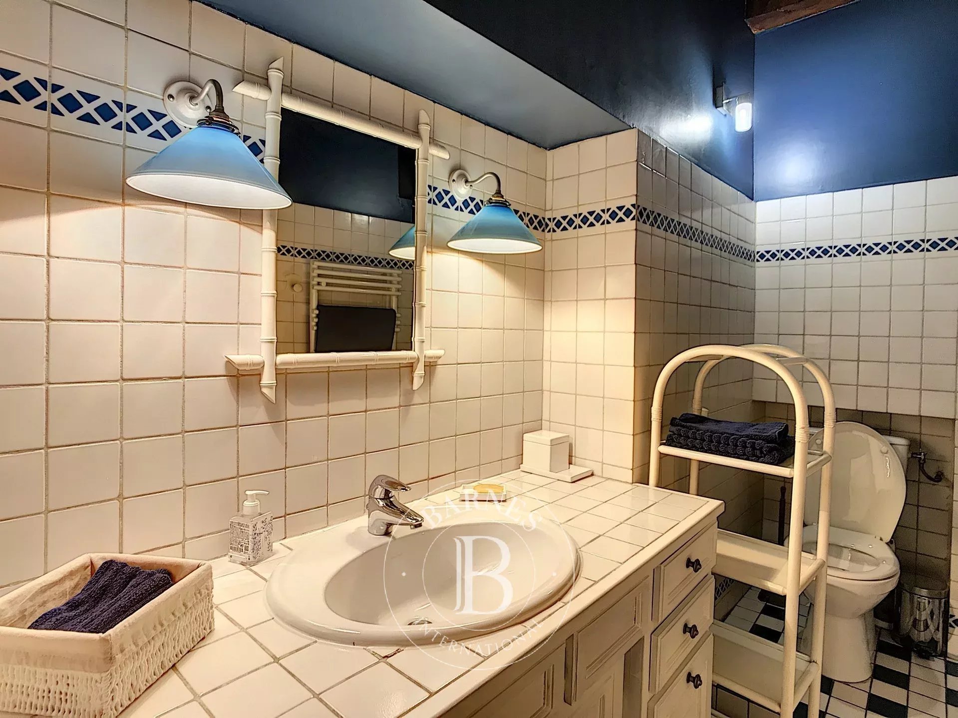 Daire Paris 4ème - picture 5