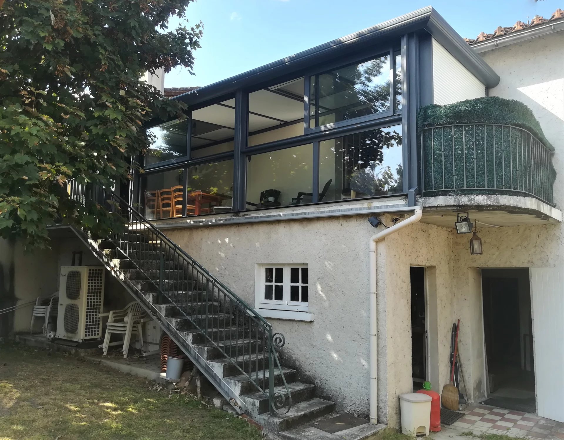 Charmante maison avec 3 chambres en plein cœur de notre village de Montmoreau