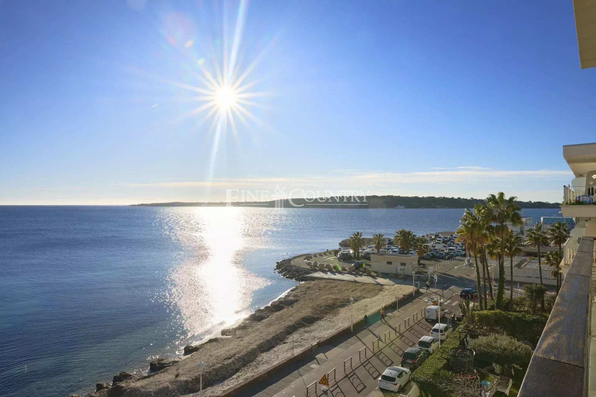 Photo of Beachfront apartment for sale in Cannes