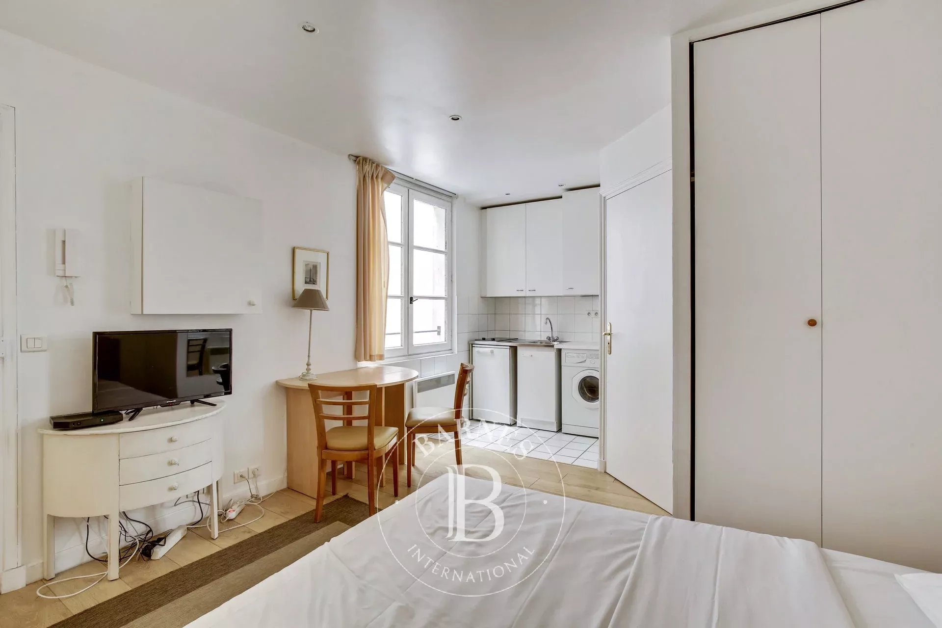 Daire Paris 6ème - picture 4