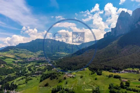 Casa-in-vendita---Fiè-allo-Sciliar-0