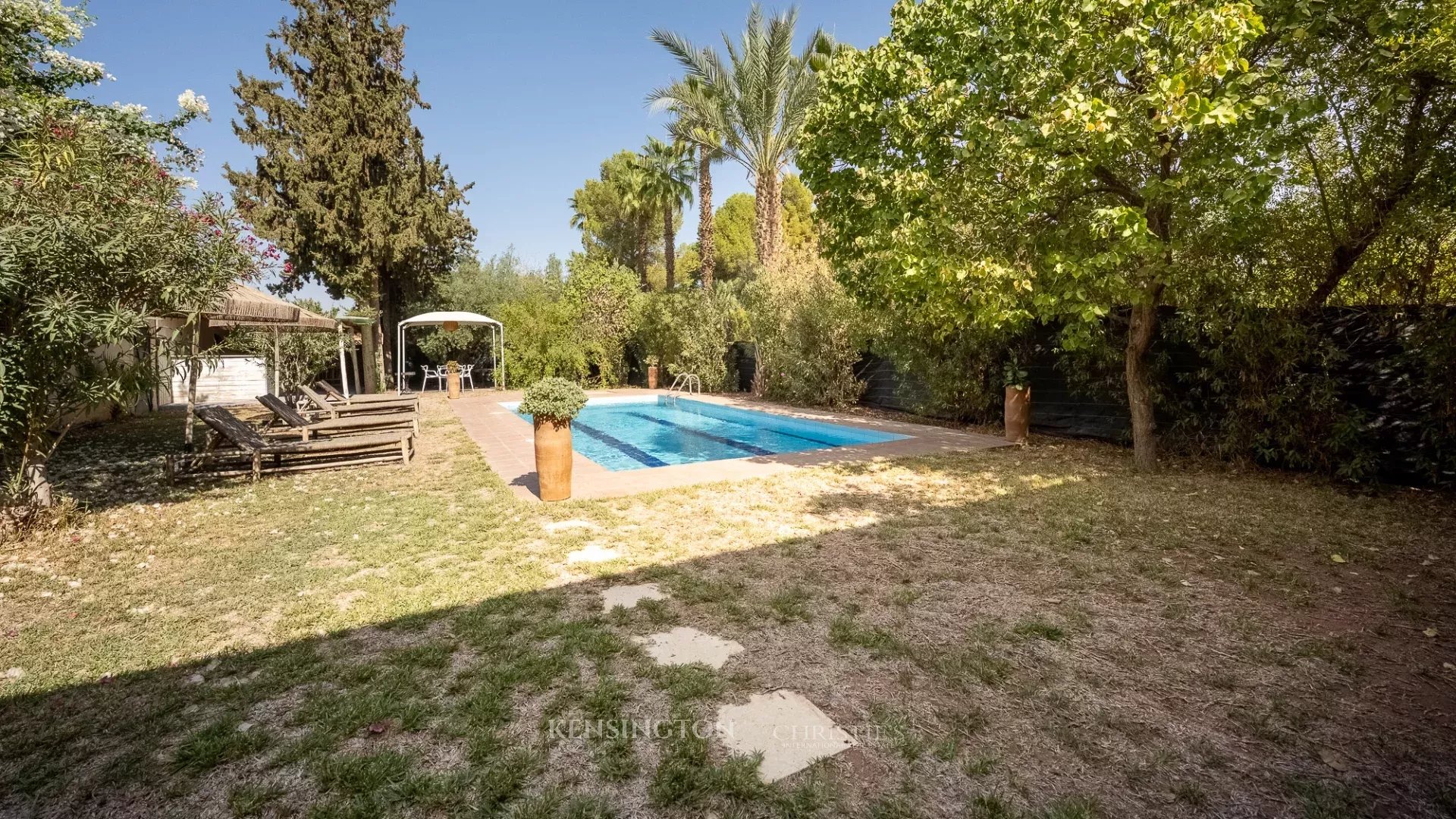9 Bedroom Villa/Townhouse's Image 29