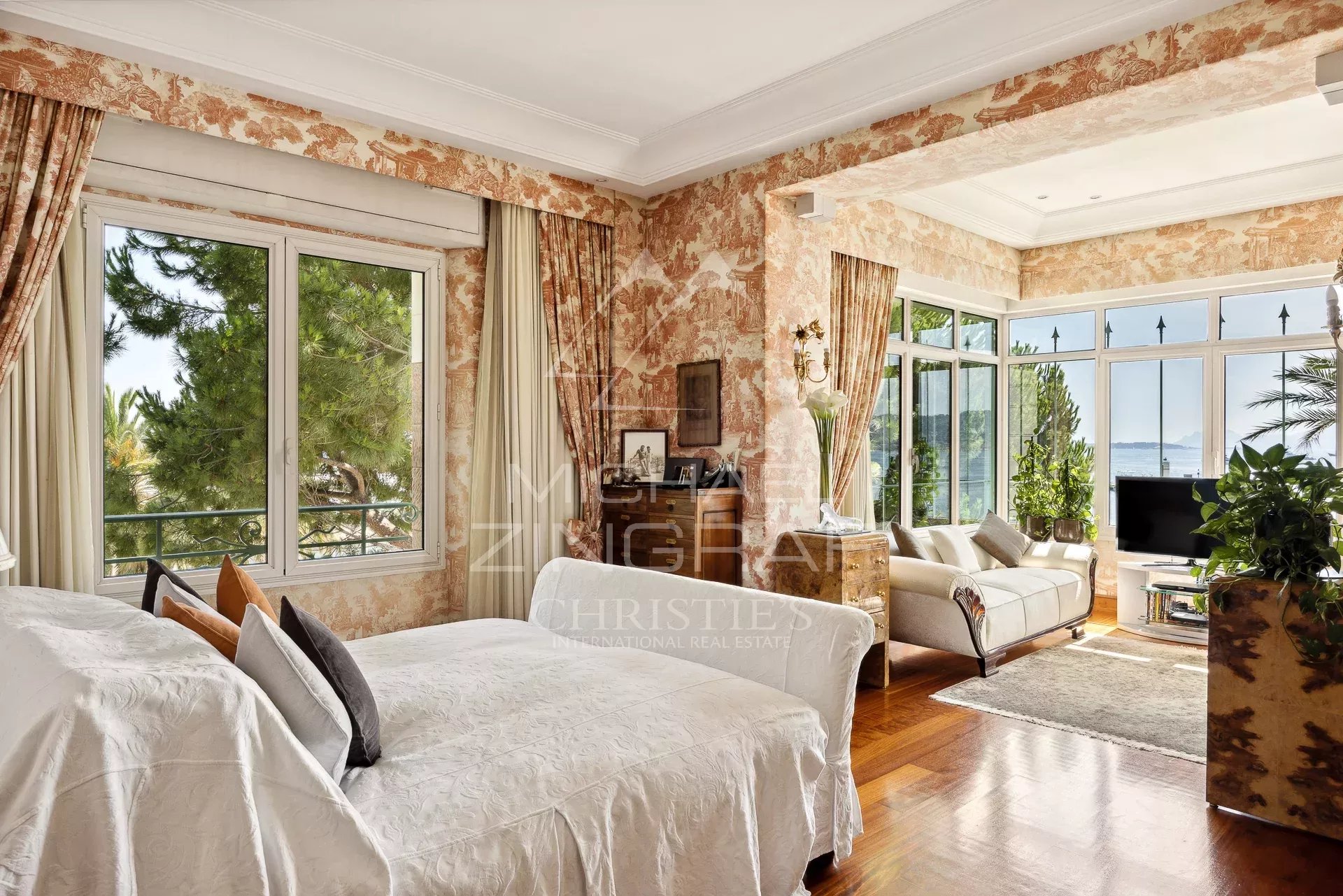 8 Bedroom Villa/Townhouse's Image 10