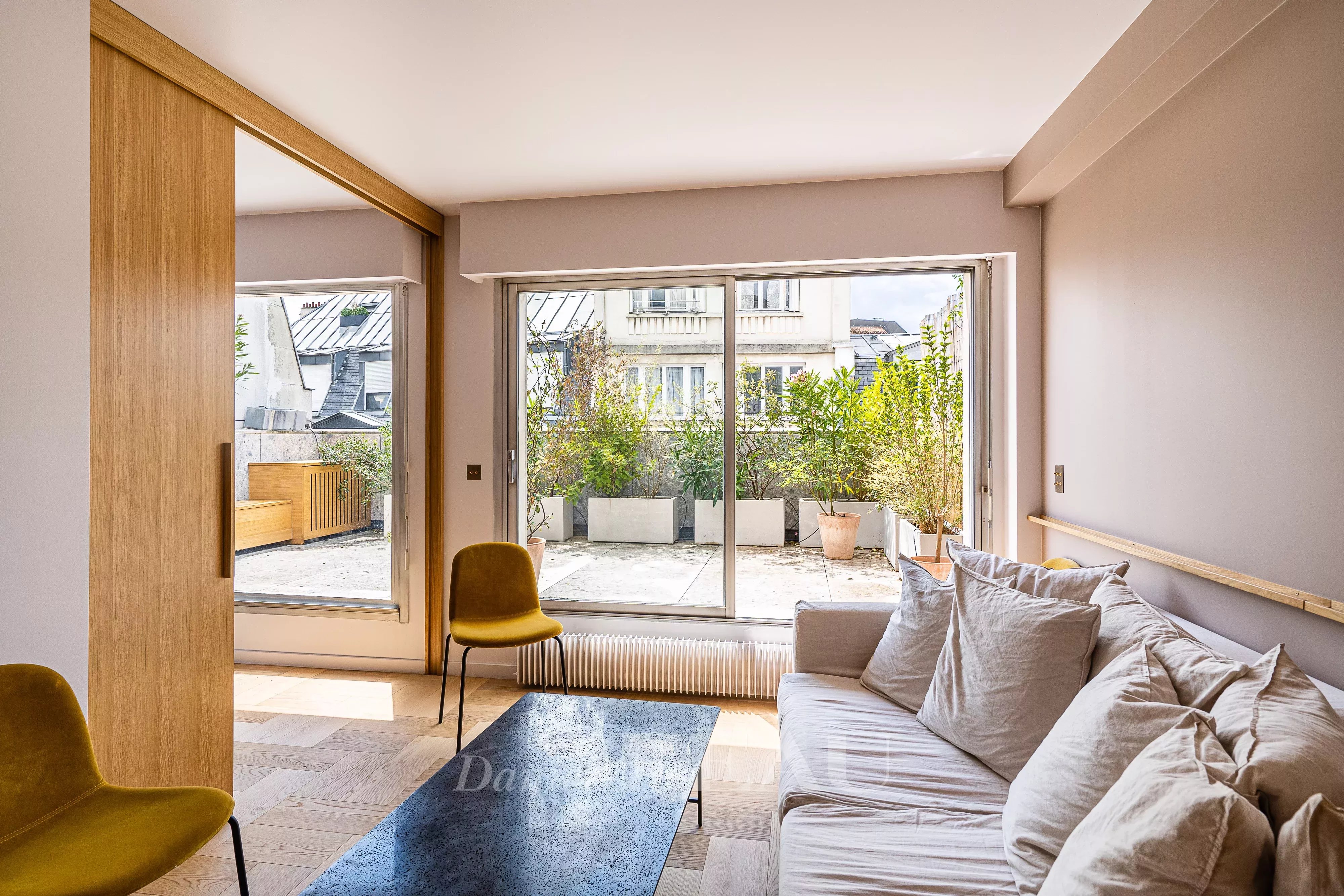 Sale Apartment Paris 6th