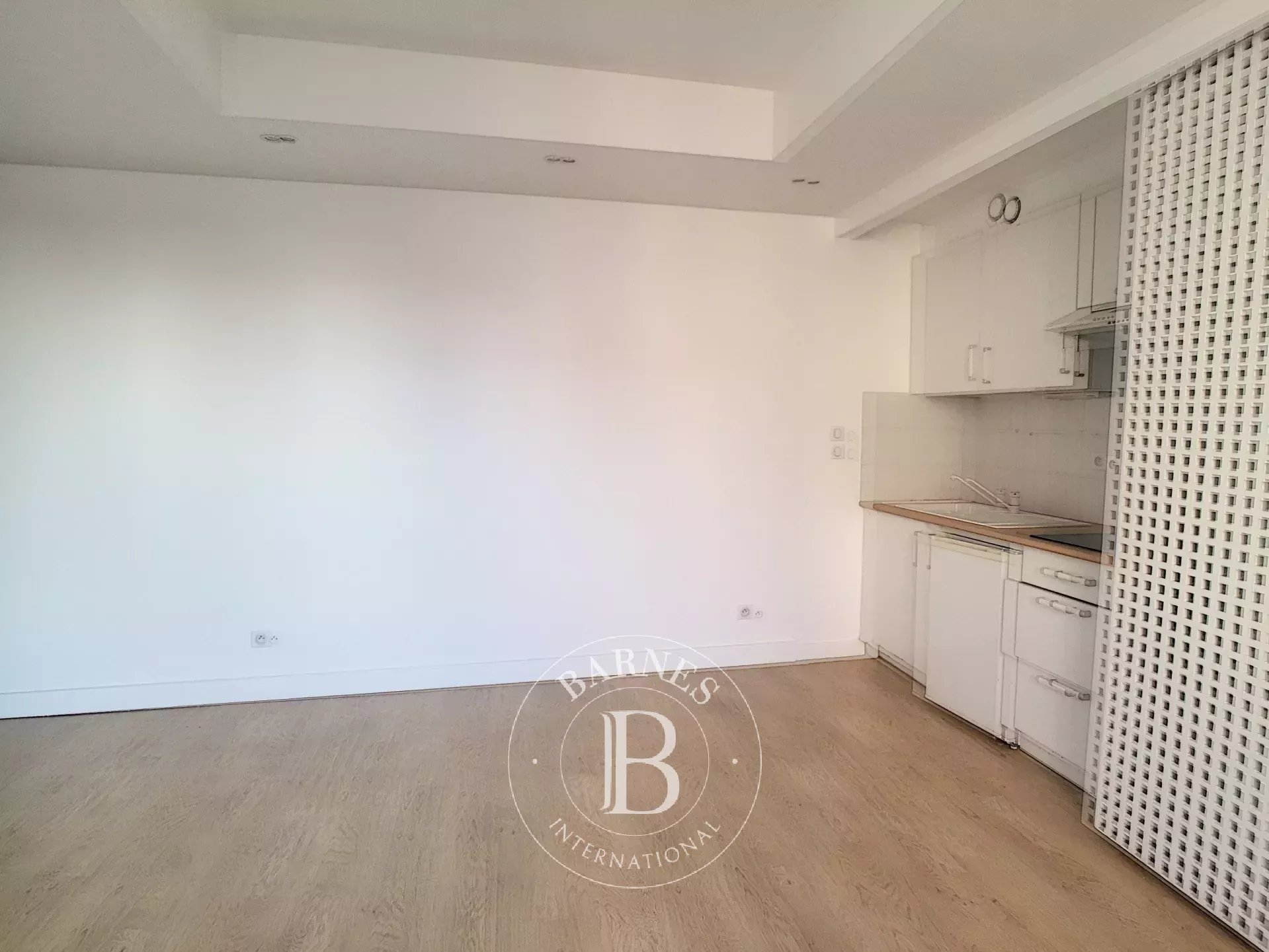 Daire Paris 2ème - picture 4