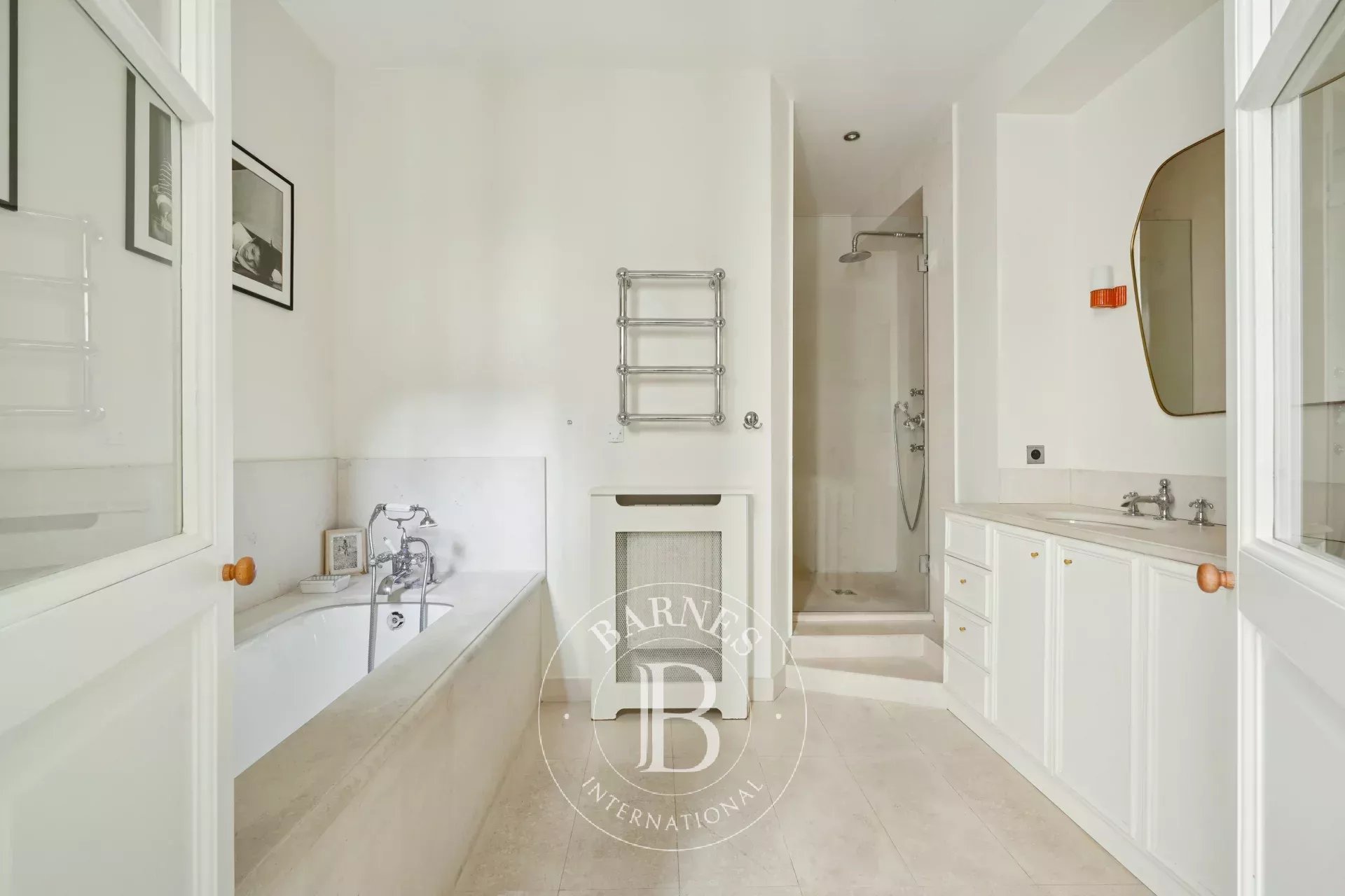 Daire Paris 7ème - picture 10