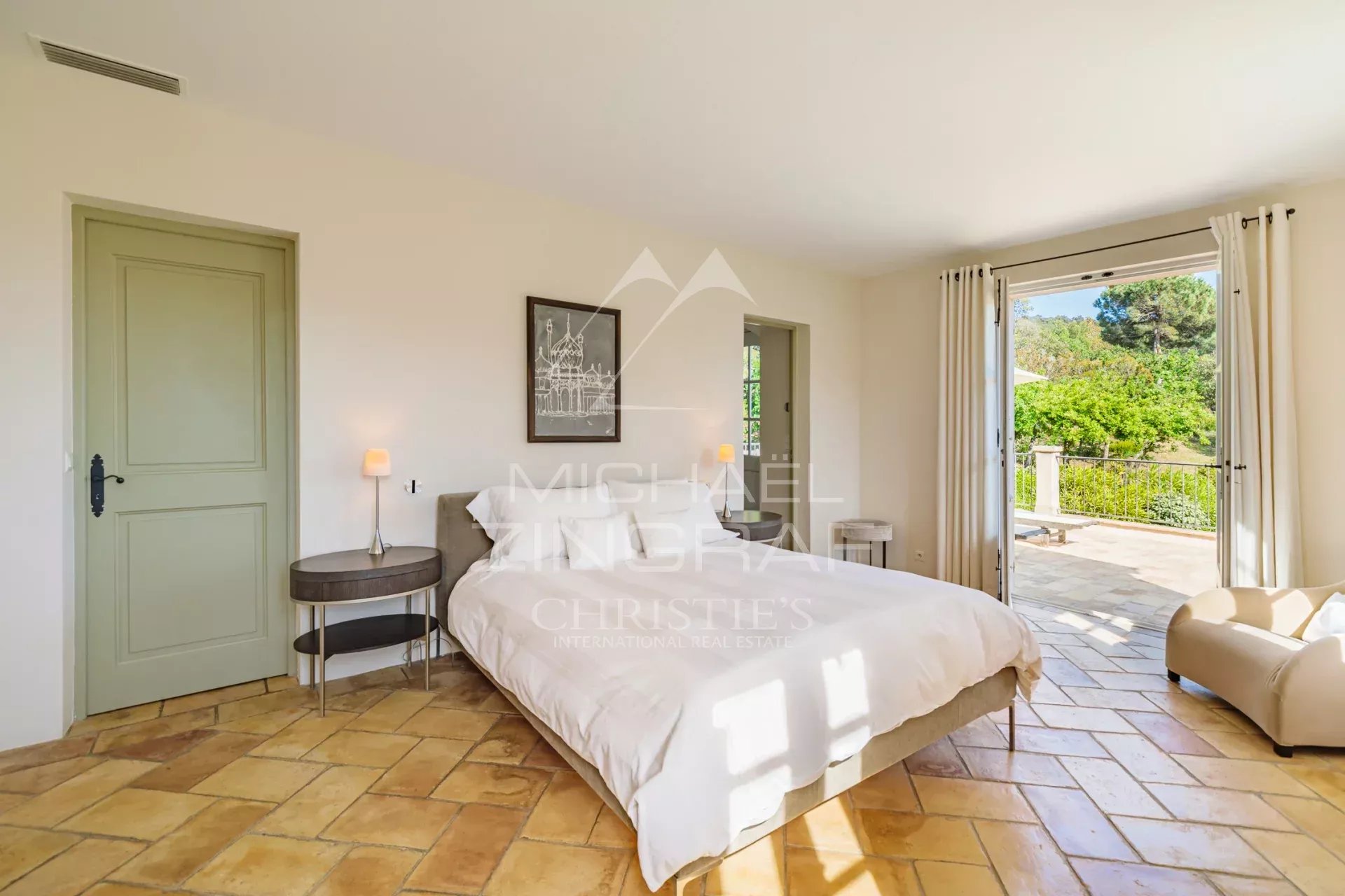 4 Bedroom Villa/Townhouse's Image 5