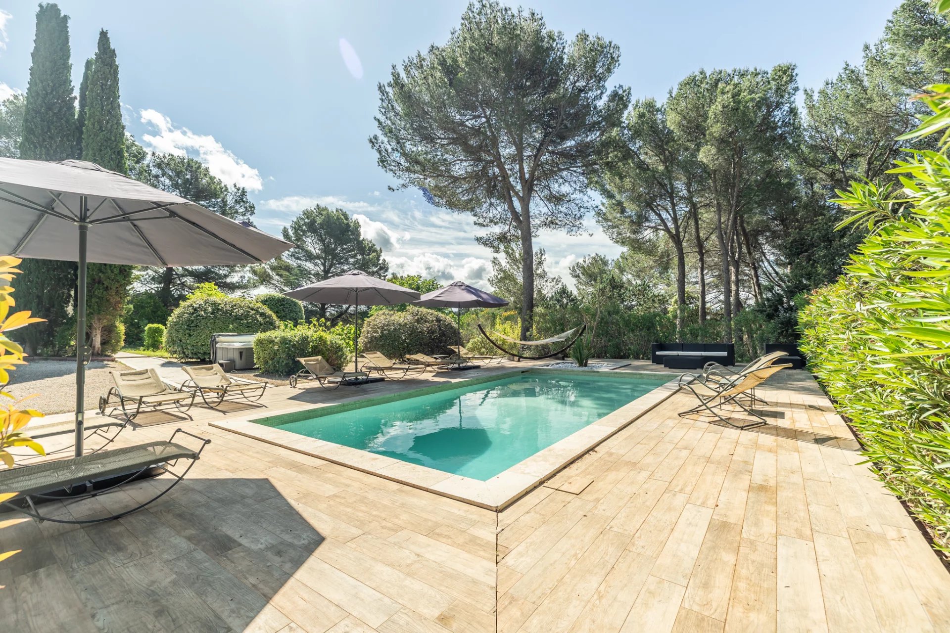 Sale Property Puget