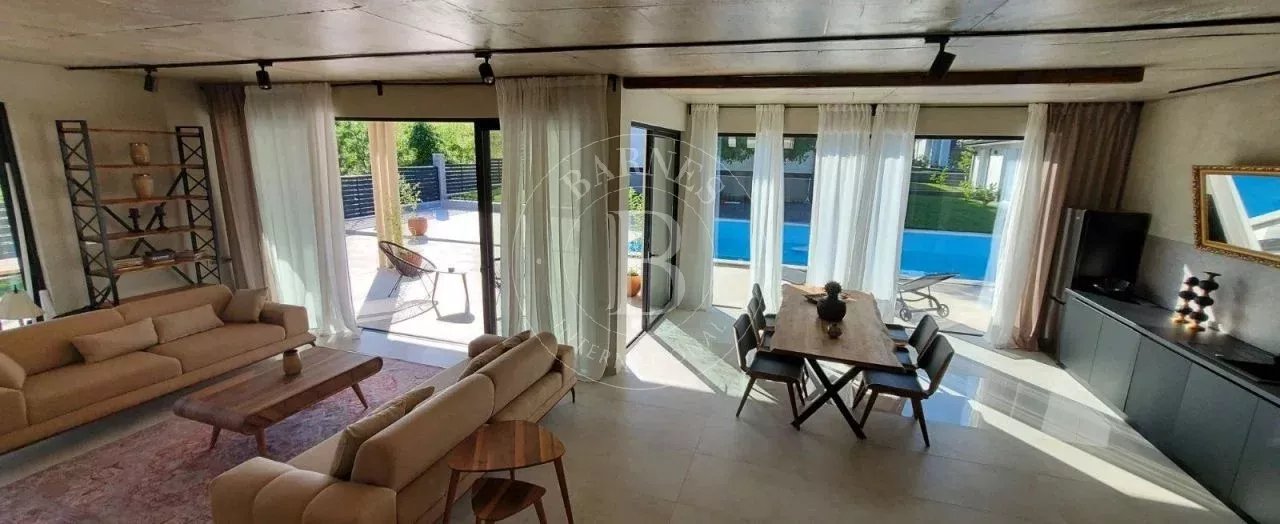 Villa Lozenets