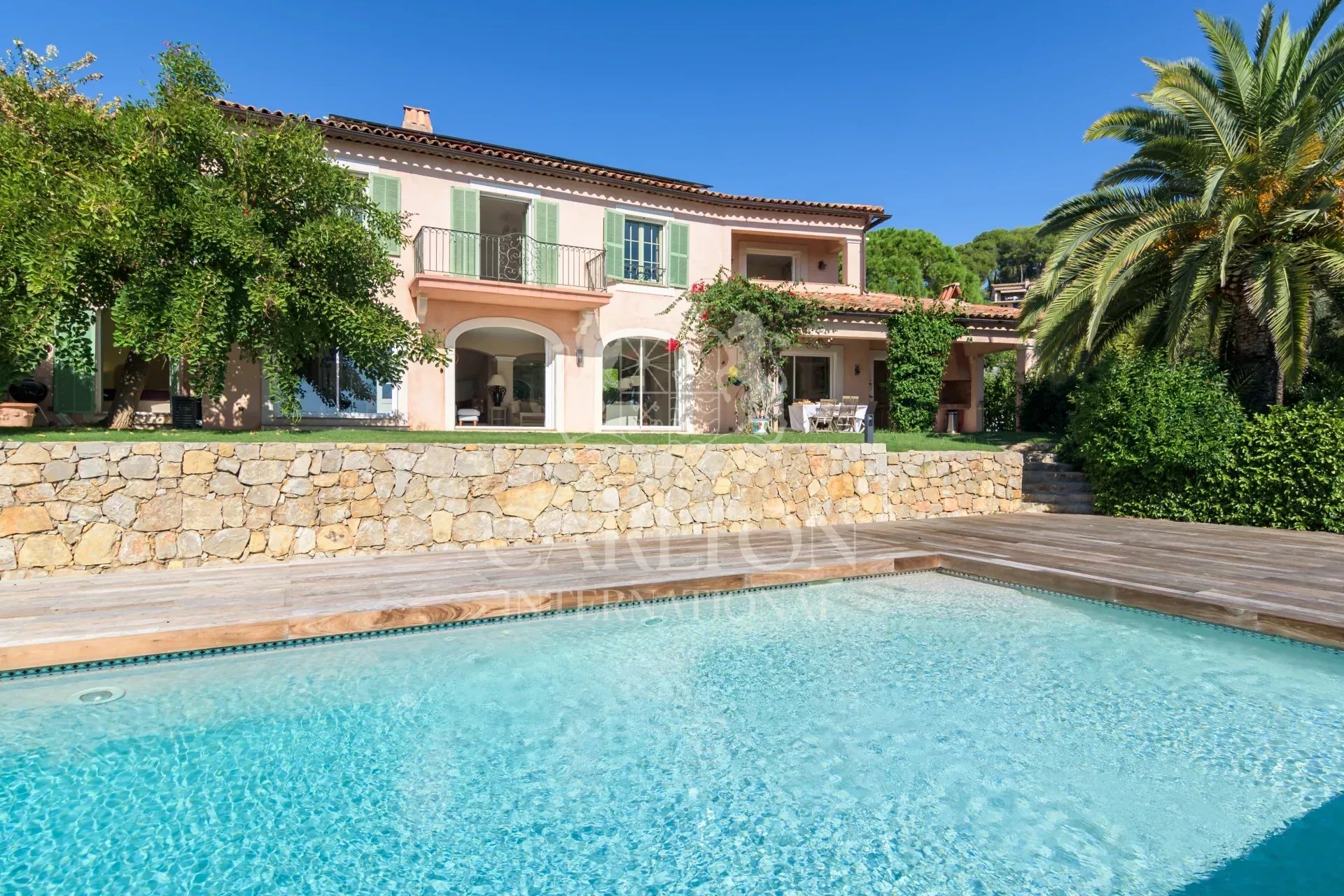 Neo-Provencal Villa with Sea View-Antibes