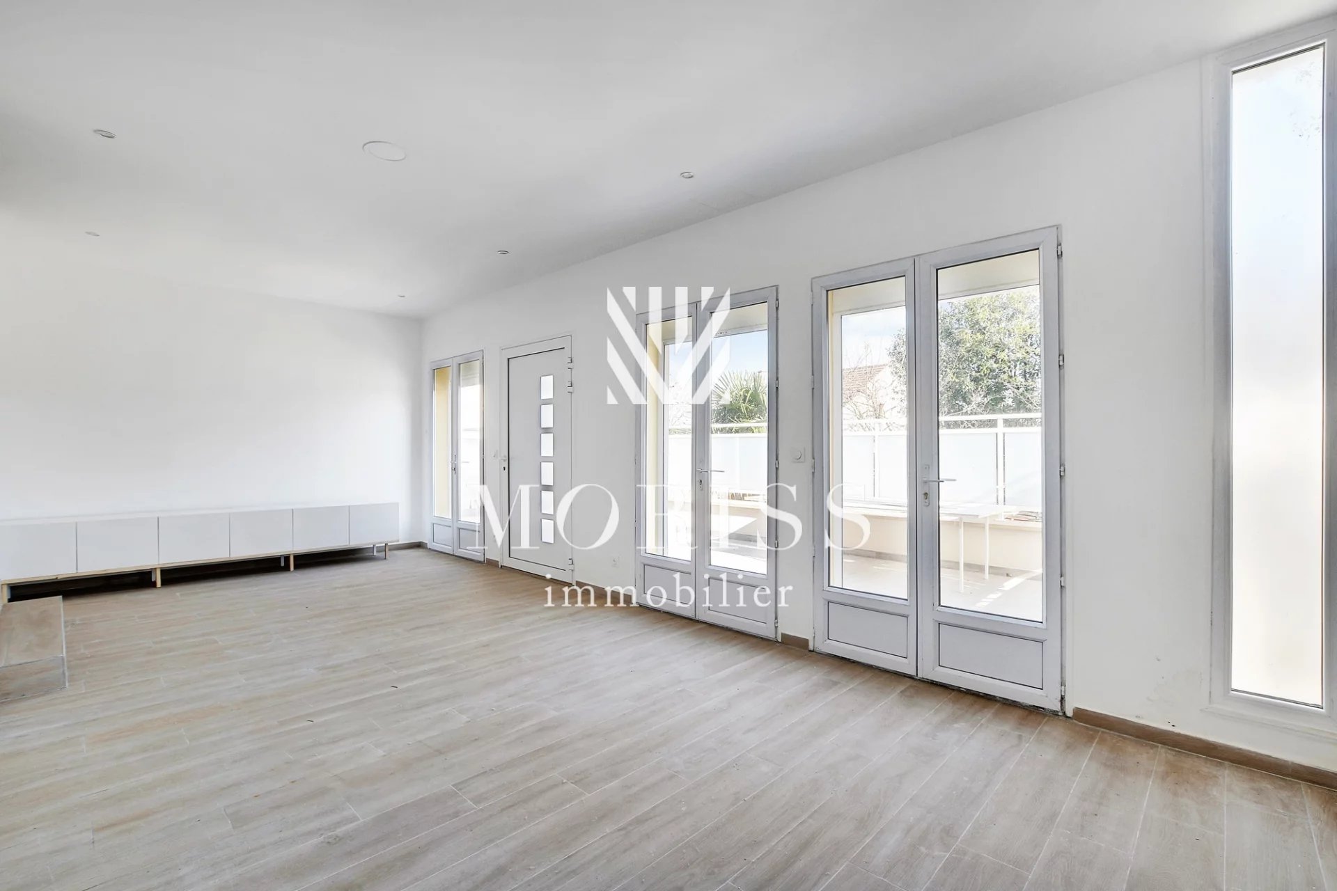 Fontenay-sous-Bois - Appartement de 3 pièces de 75m² - Image Array