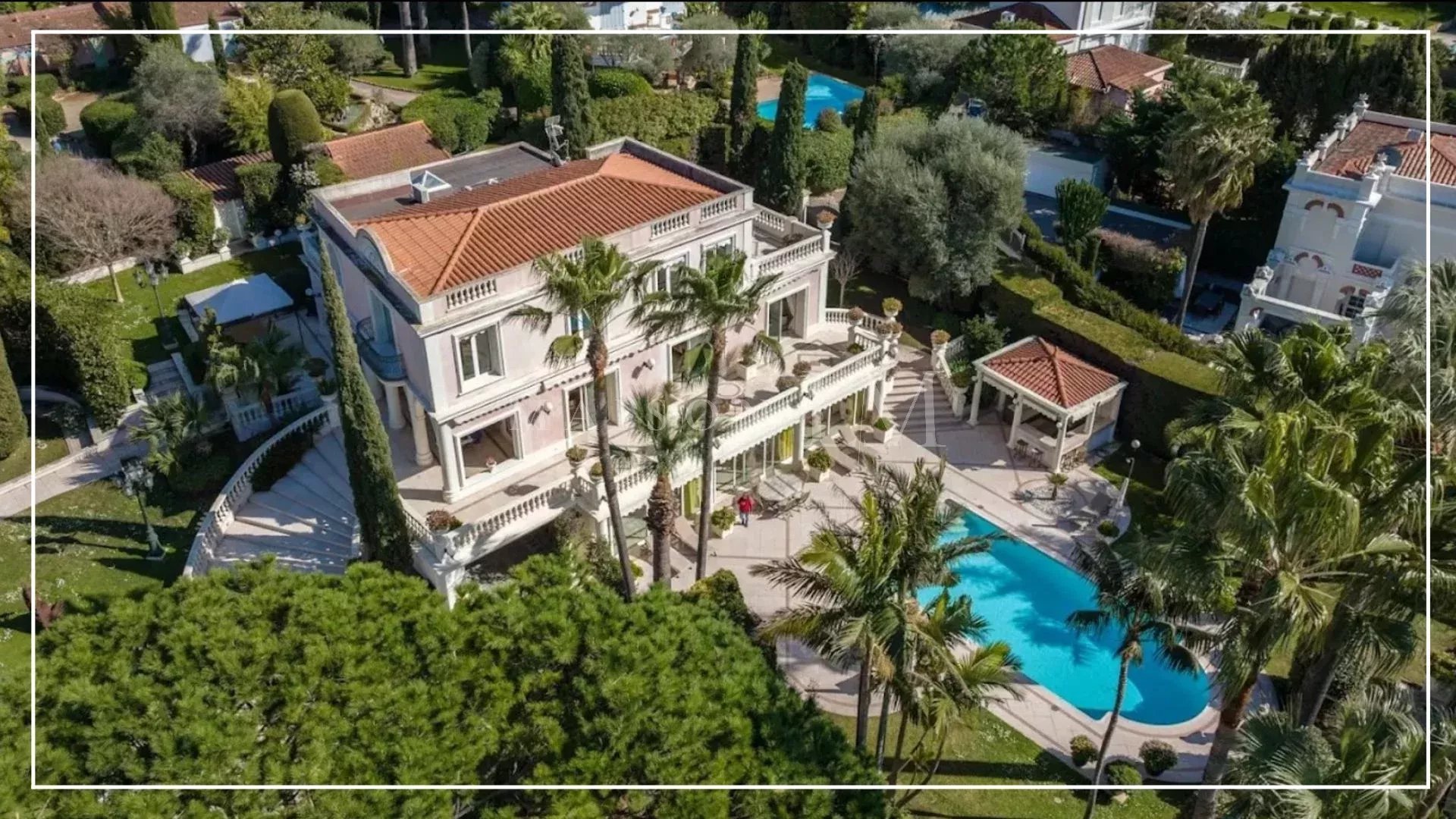 CAP D'ANTIBES - Prestigieuse Villa Belle Époque