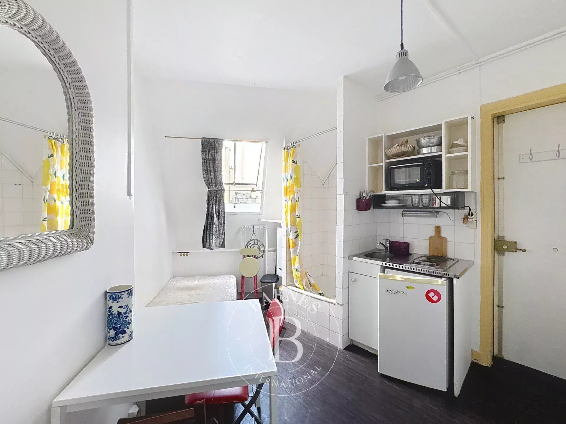 Apartment Paris 75008  -  ref 86670383 (picture 1)