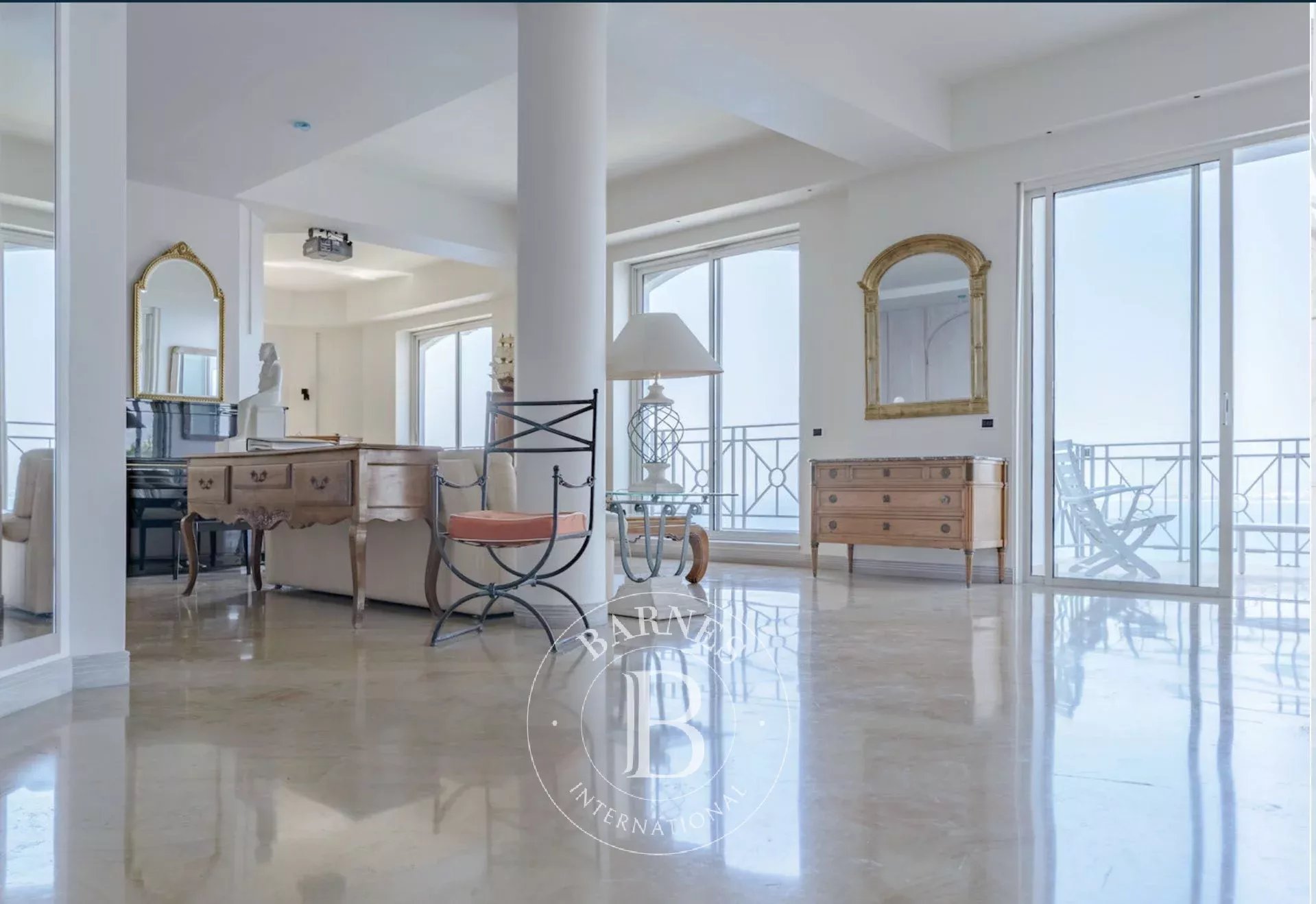 Villa Nice - picture 9