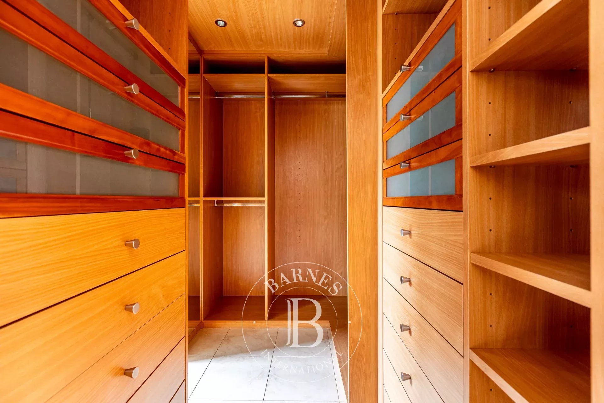 Daire Paris 8ème - picture 11