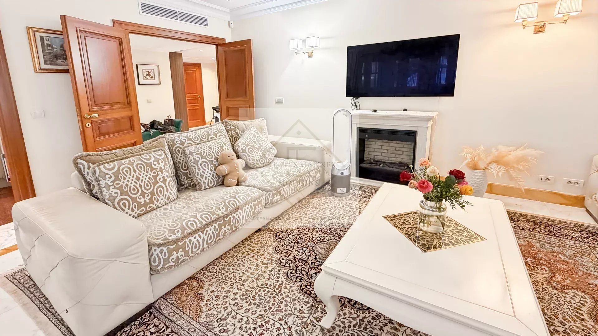 Lumière et Charme Belle Époque, Appartement trois pièces CANNES — photo 22