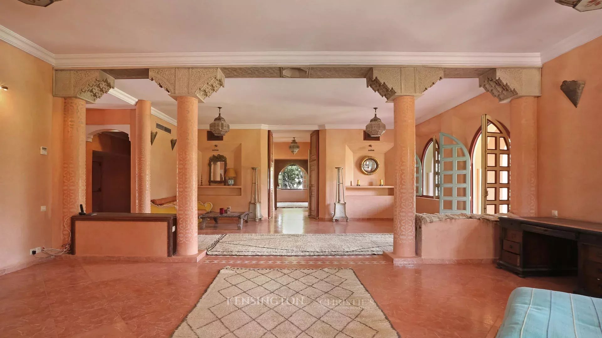 7 Bedroom Villa/Townhouse's Image 15