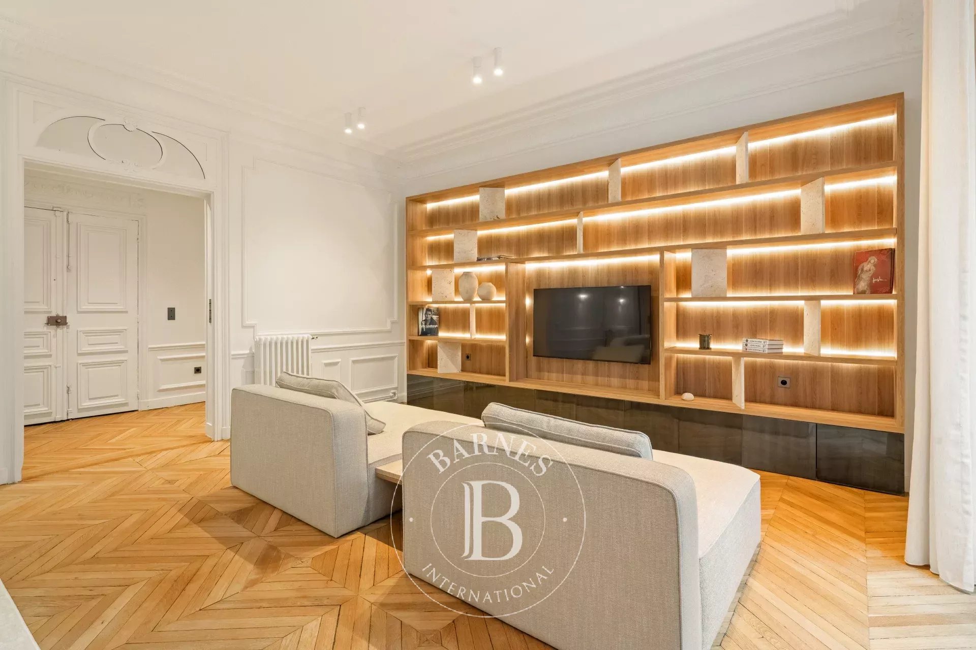 Paris  - Apartment 4 Bedrooms - picture 8