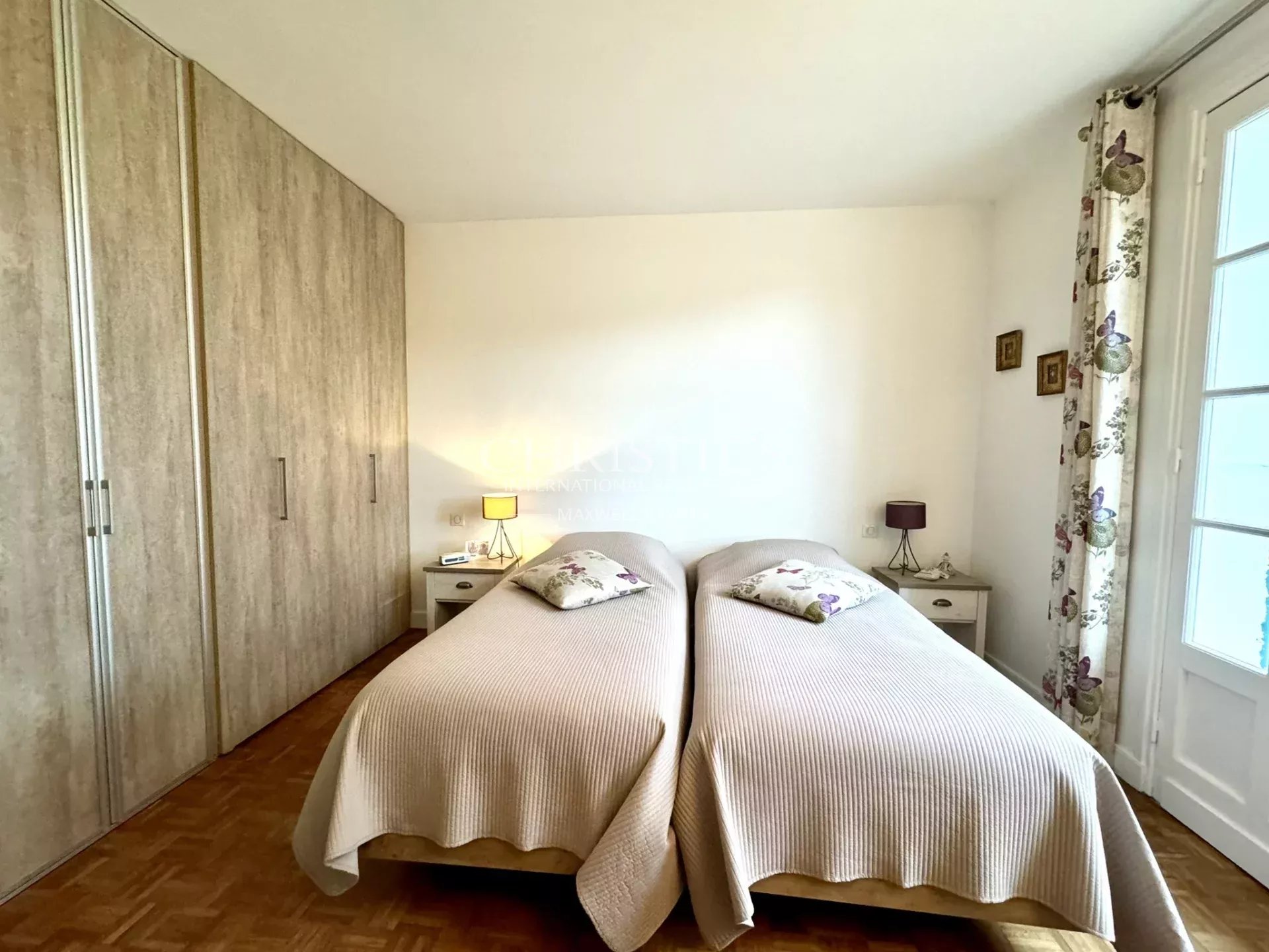 5 Bedroom Villa/Townhouse's Image 26