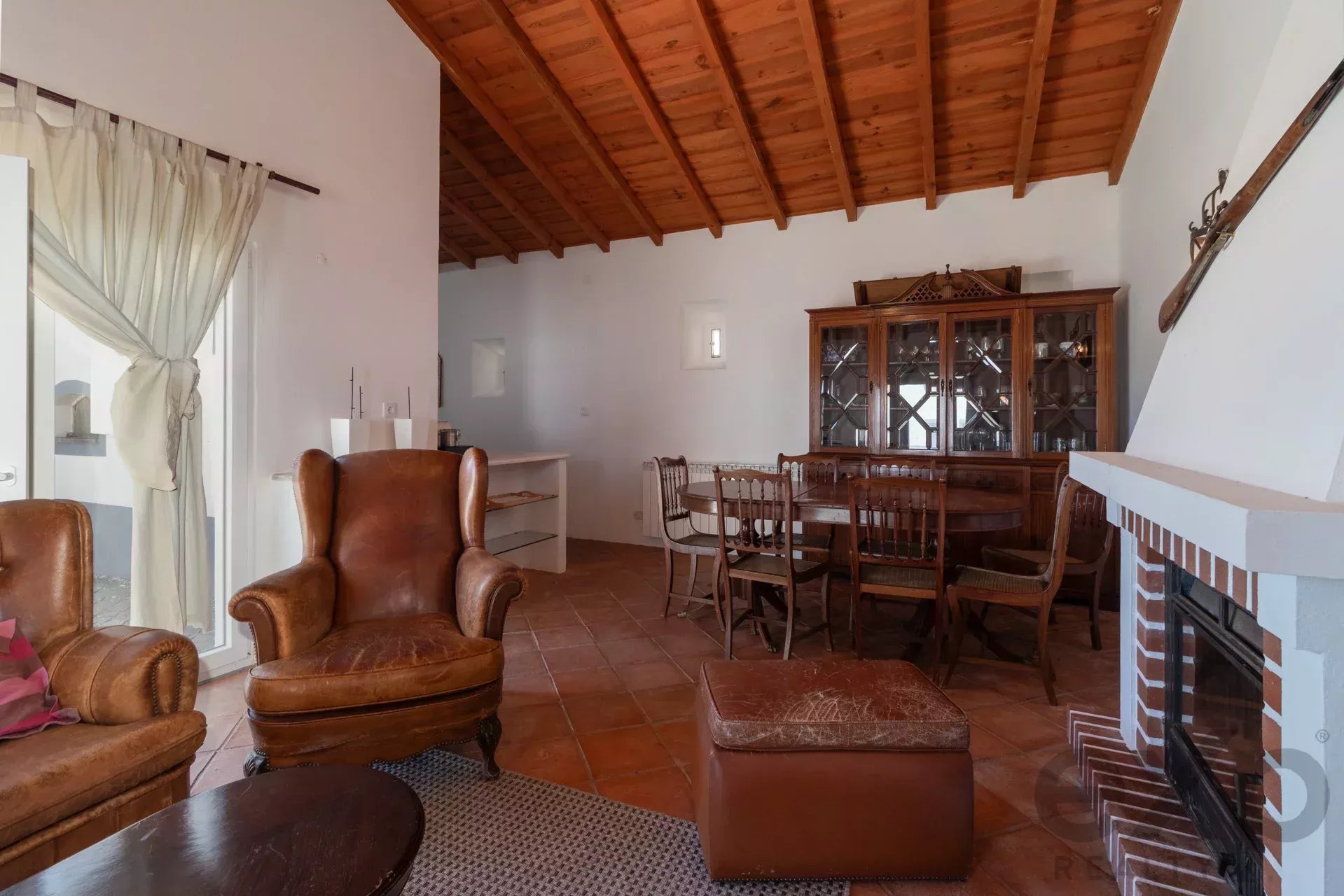 Luxury Equestrian Property + Guest House 85992157 image 29