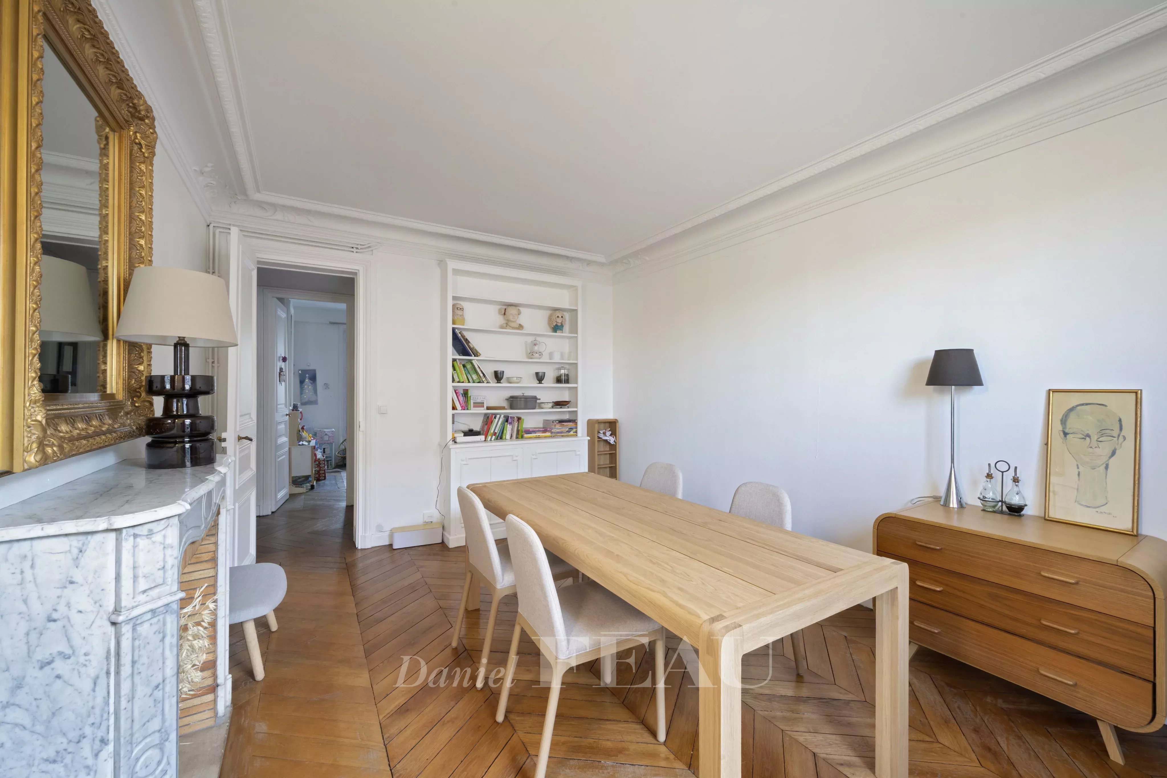 Sale Apartment Paris 4th
