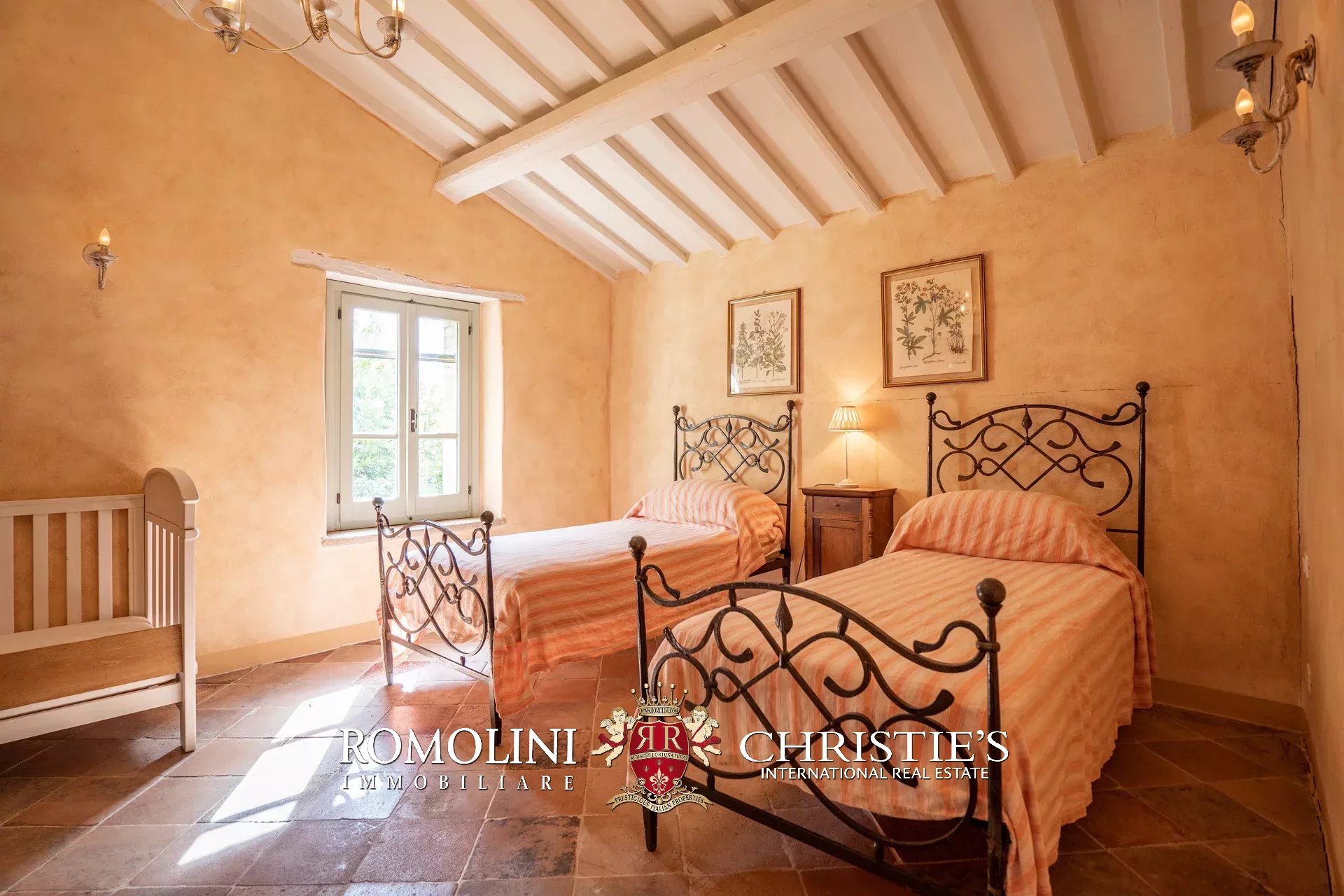 5 Bedroom Villa/Townhouse's Image 65