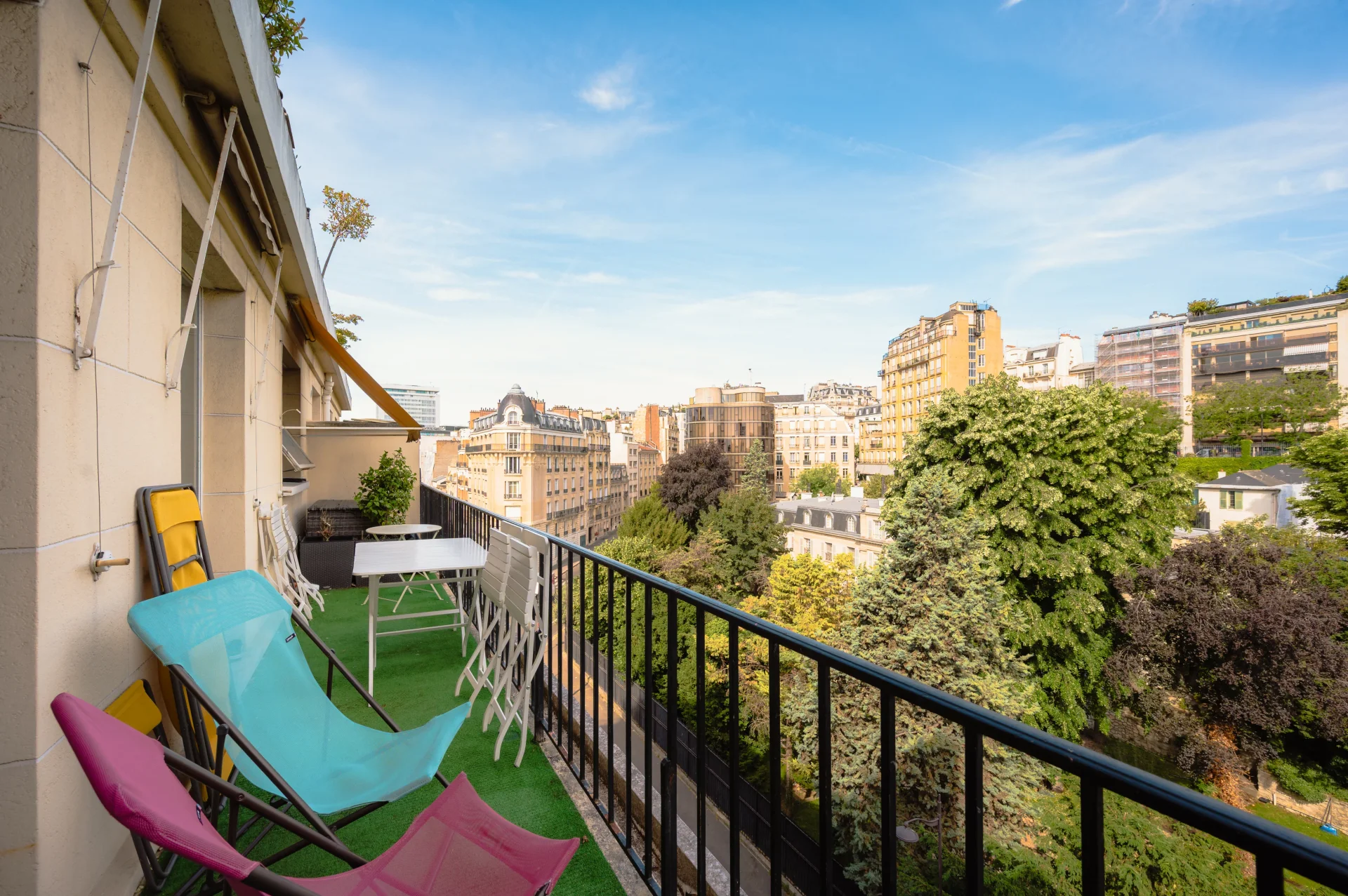 Paris 16e - AVENUE DE LAMBALLE