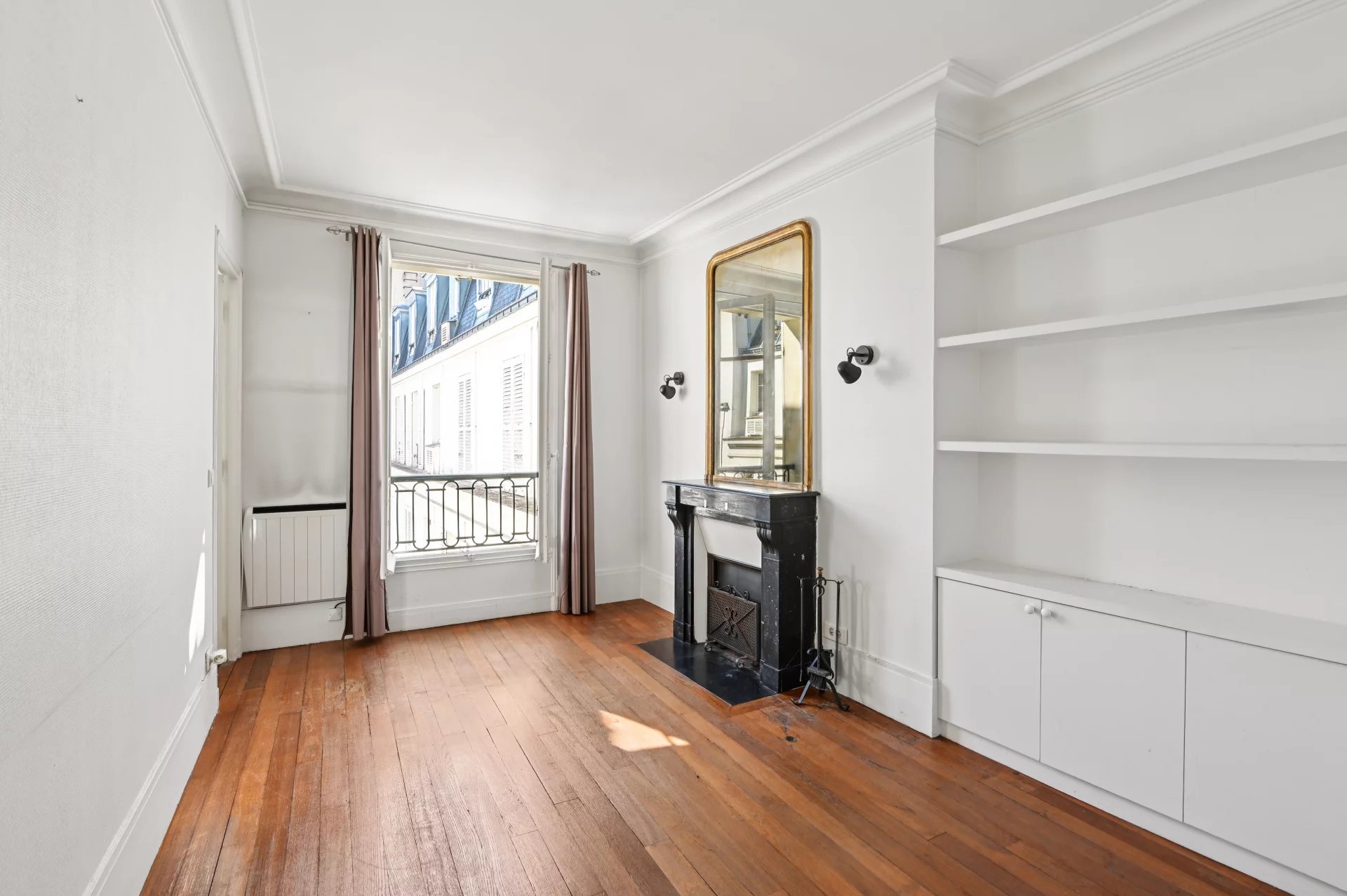 Sale Apartment Paris 7th