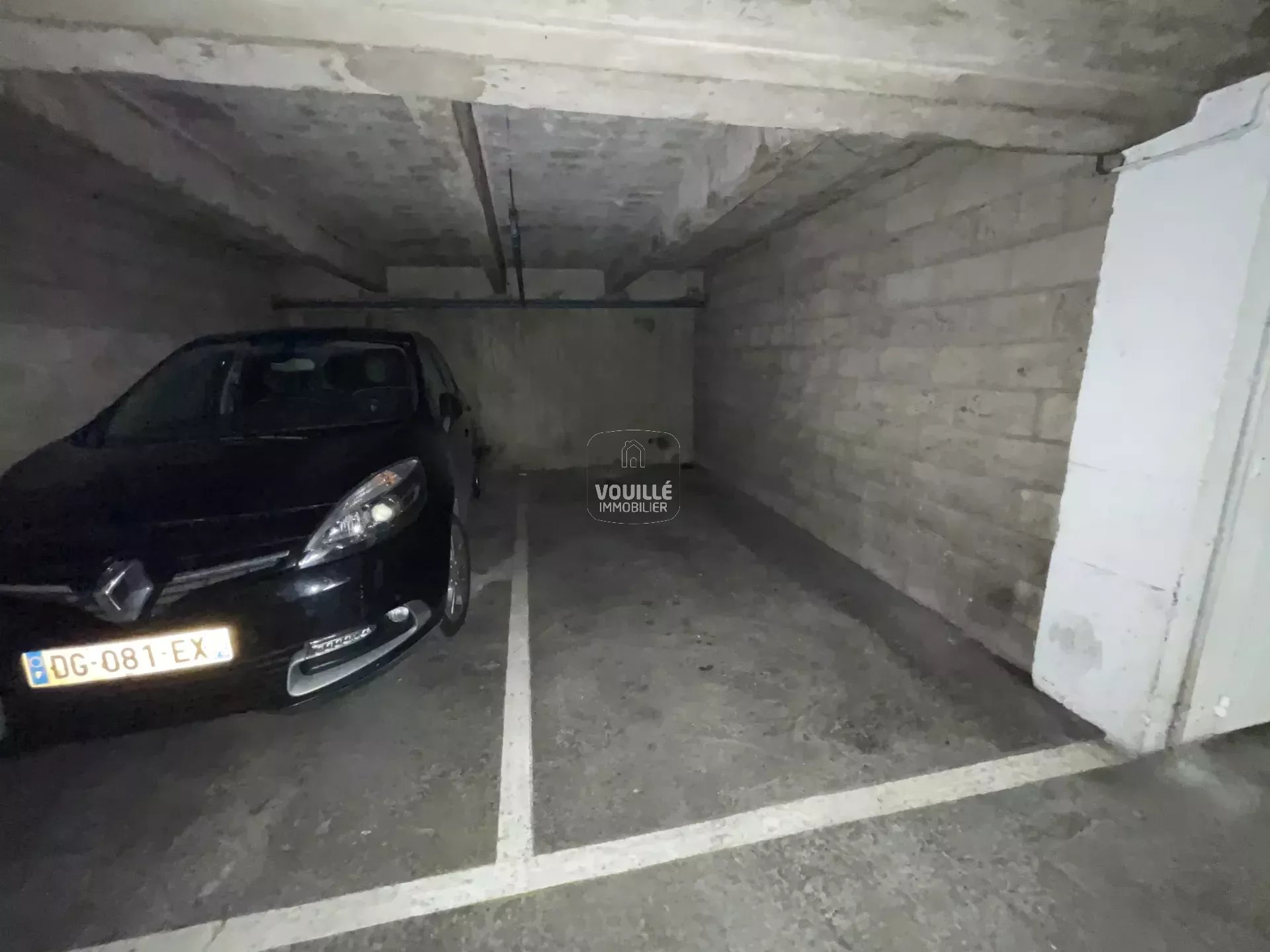 Emplacement de Parking - PARNASSIUM
