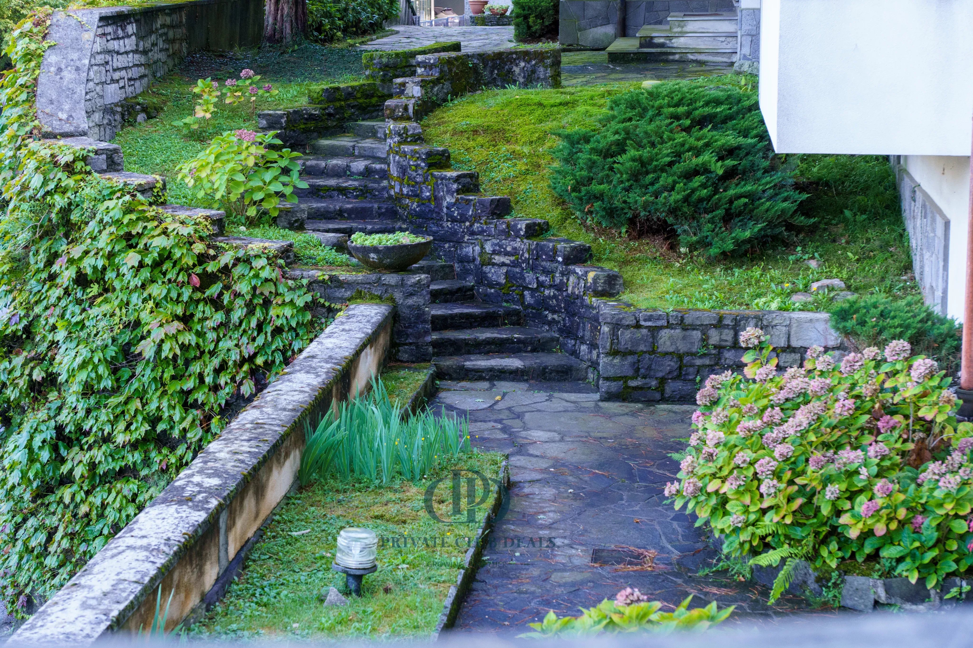 Villa Como - picture 38