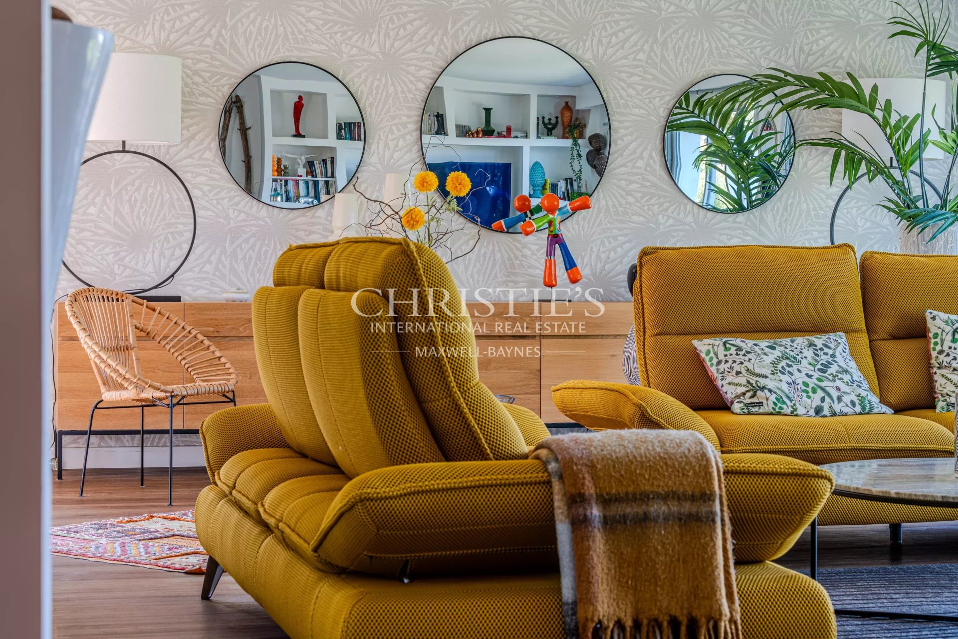 4 Bedroom Villa/Townhouse's Image 4