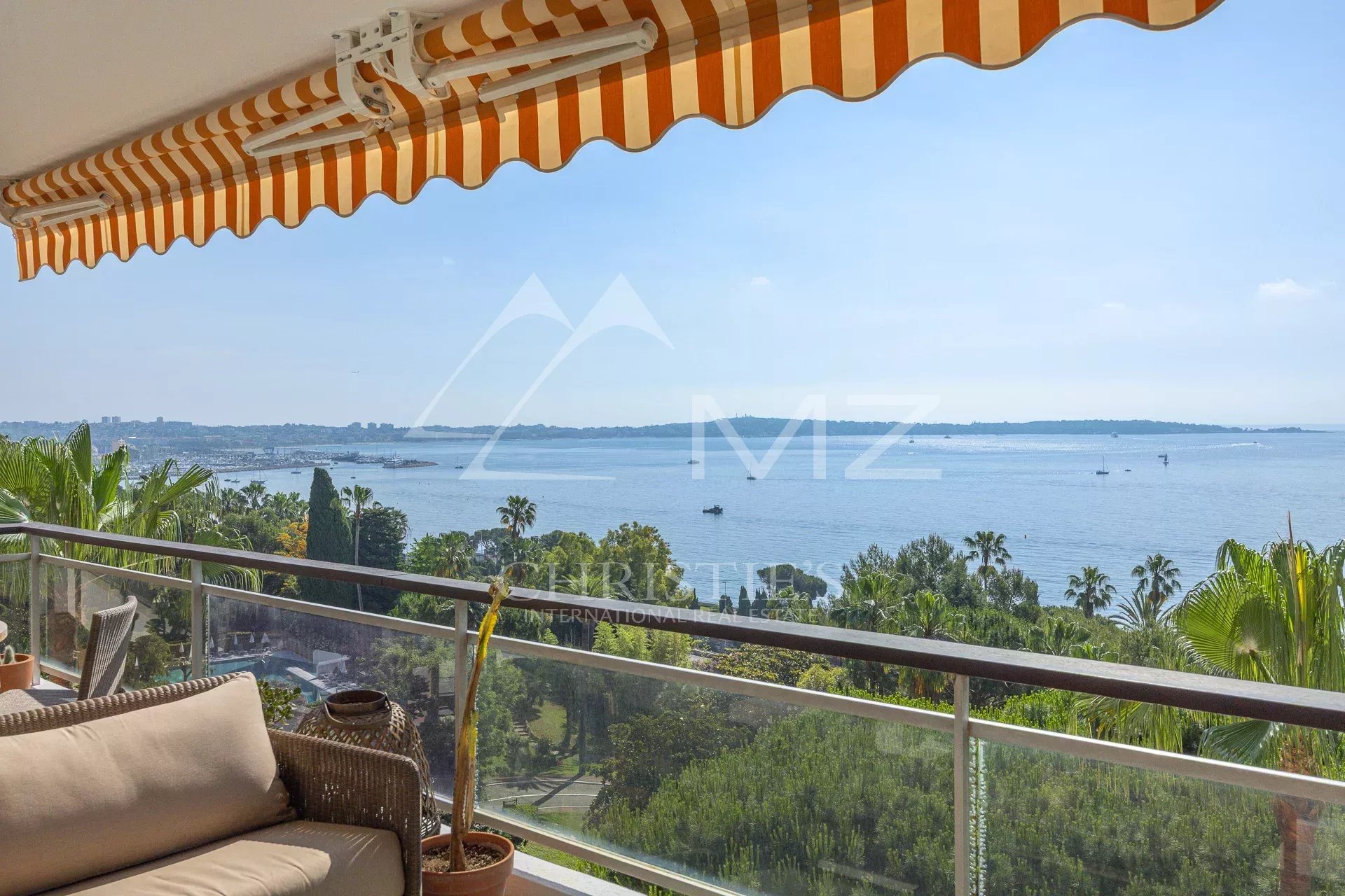 2 Bedroom Apartment/Flat's Image 9