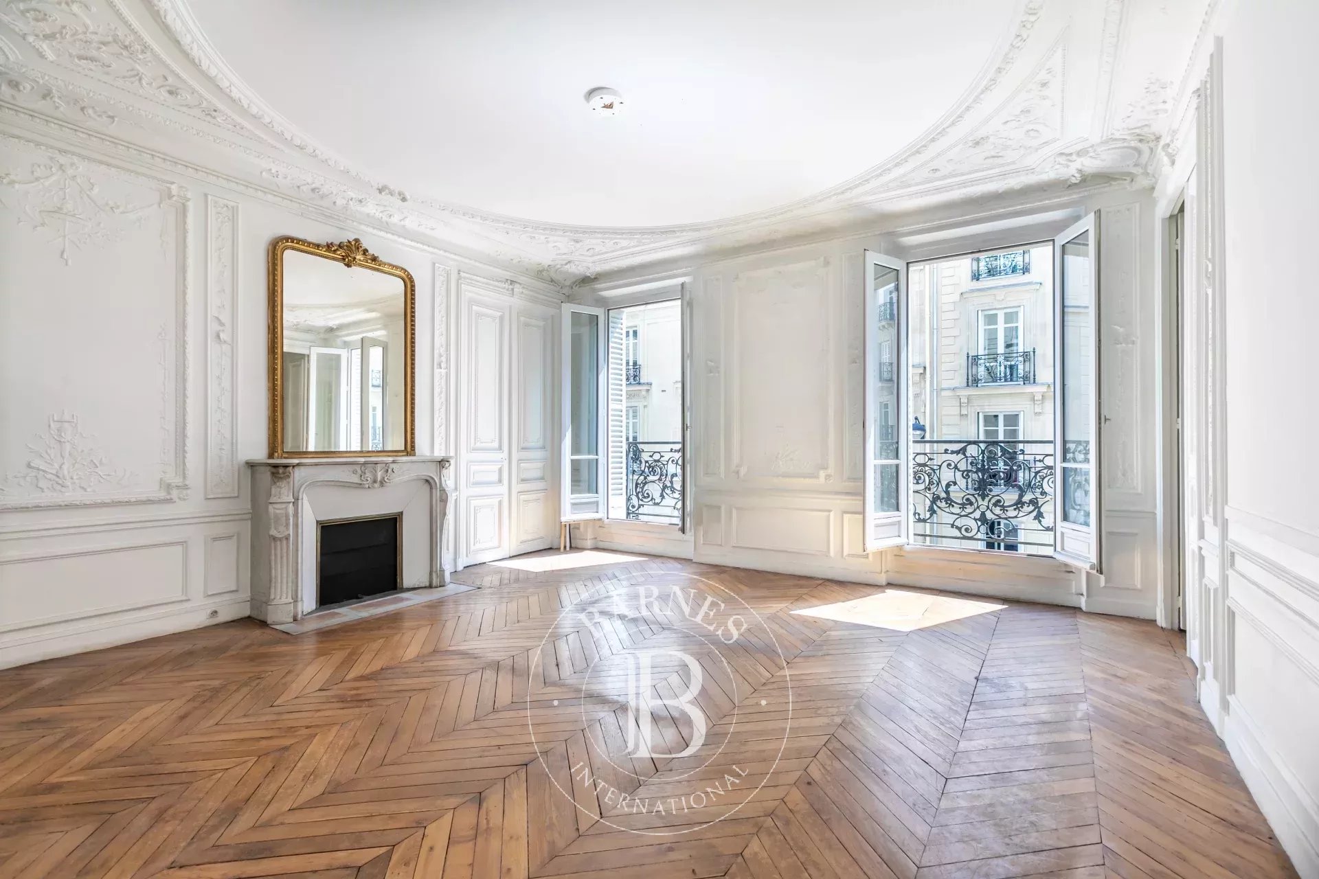 Daire Paris 8ème - picture 5