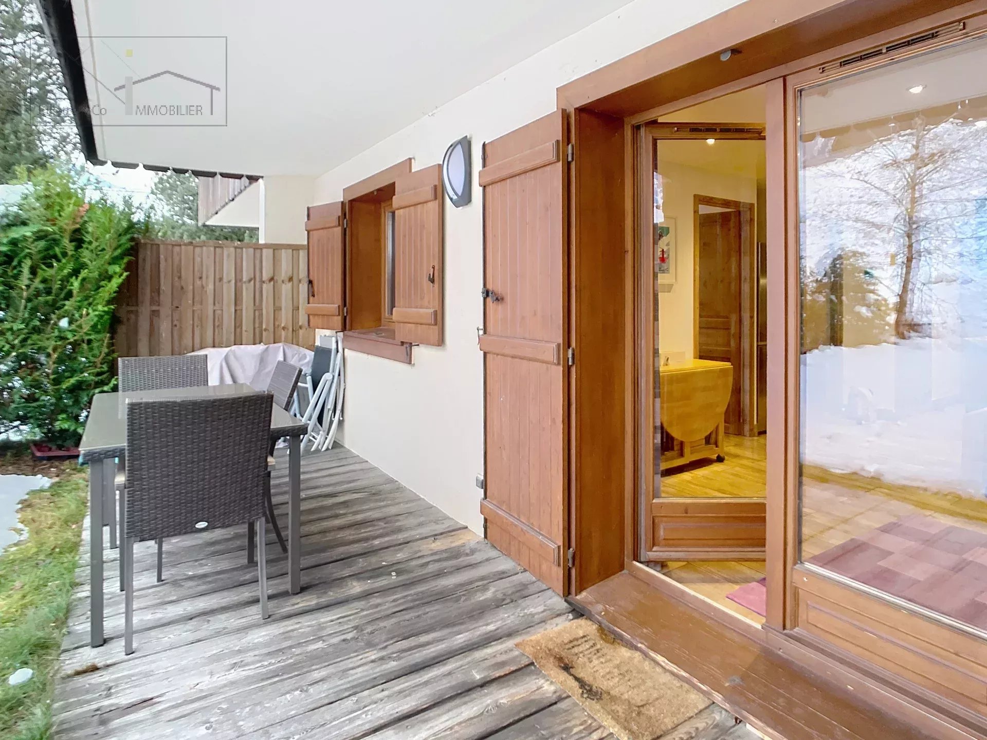 Photo of flat for sale with private garden