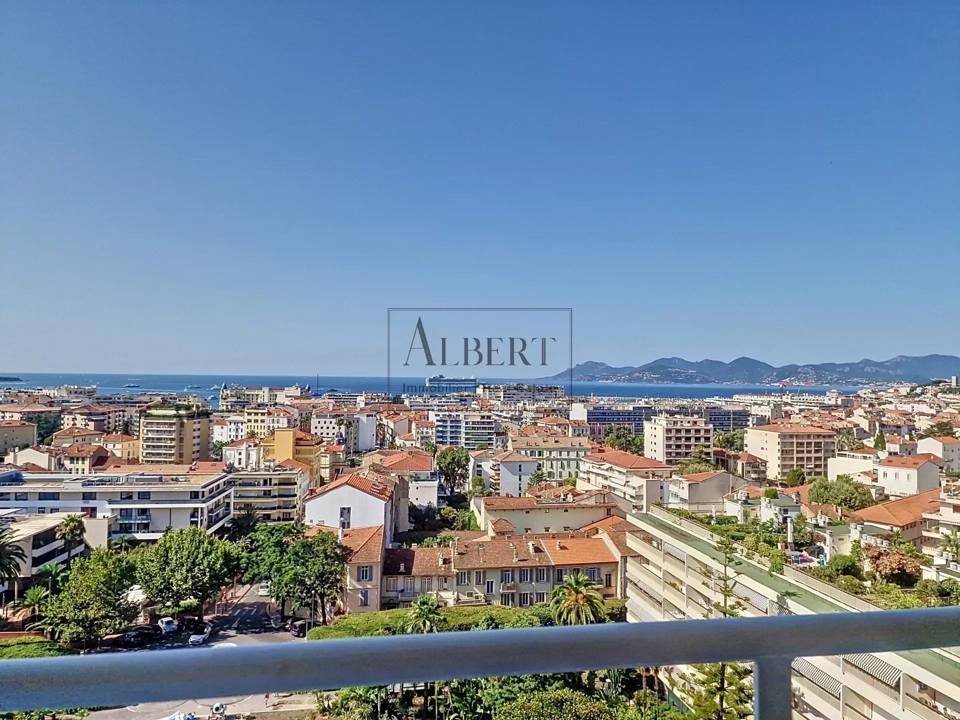 CANNES MONTFLEURY 4P VUE MER PANORAMIQUE 50M² DE TERRASSE