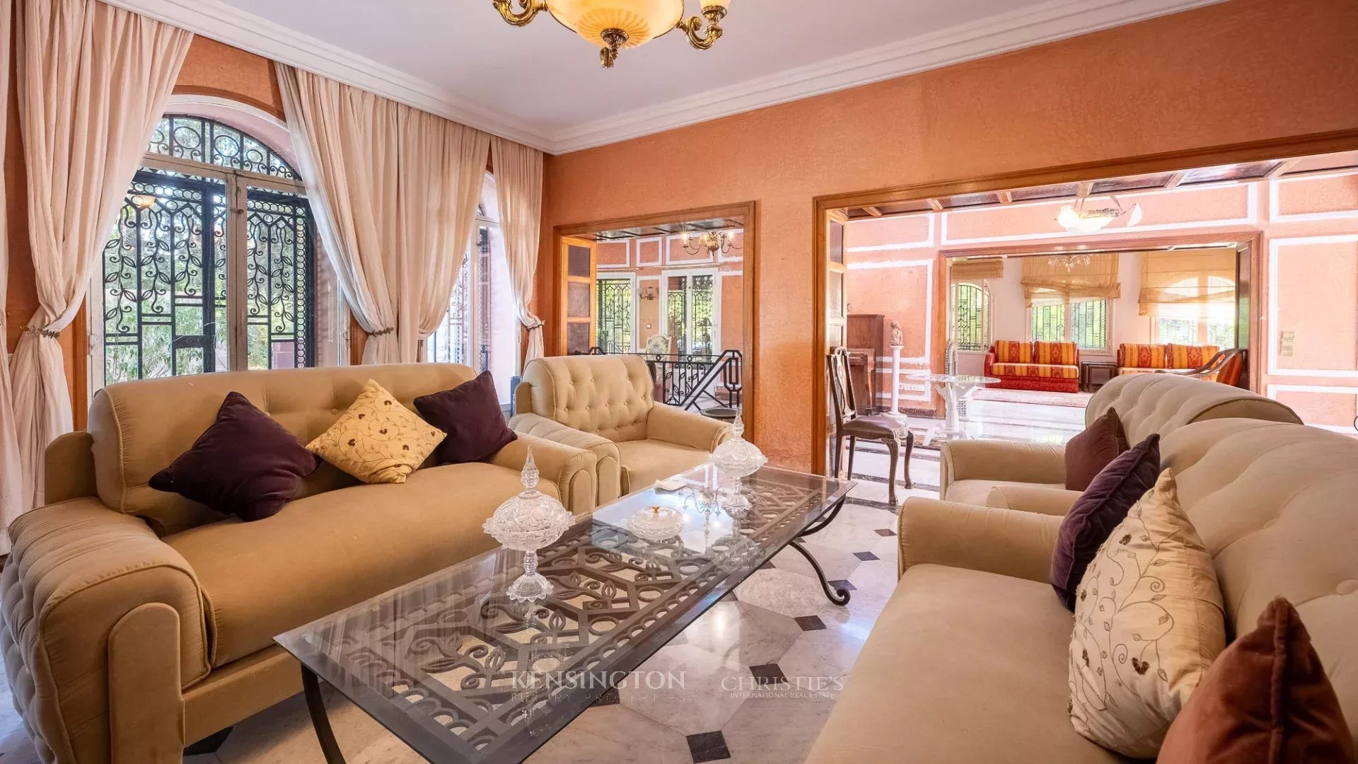 9 Bedroom Villa/Townhouse's Image 4