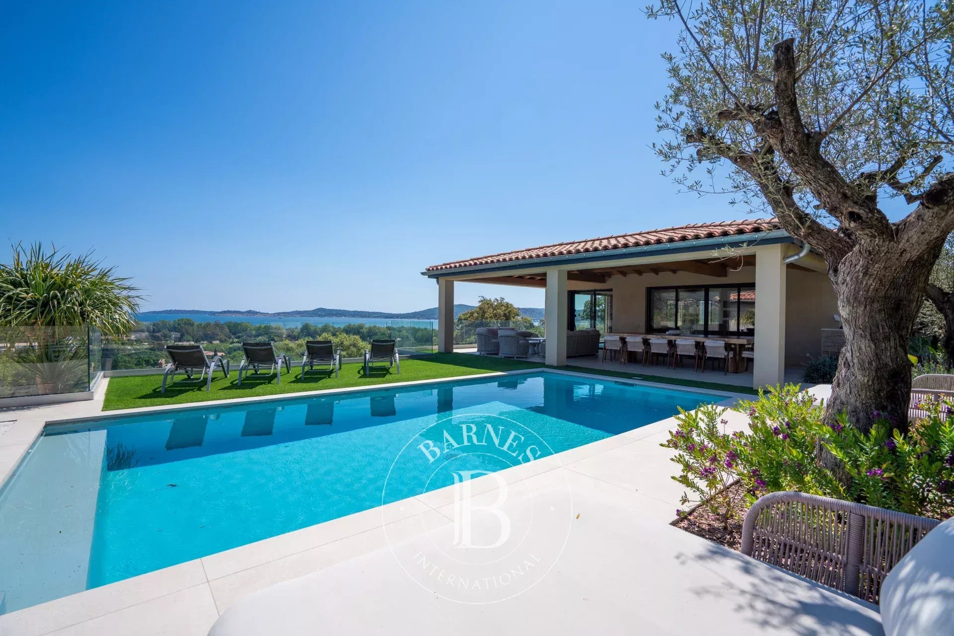 Villa Grimaud  -  ref 86997511 (picture 2)
